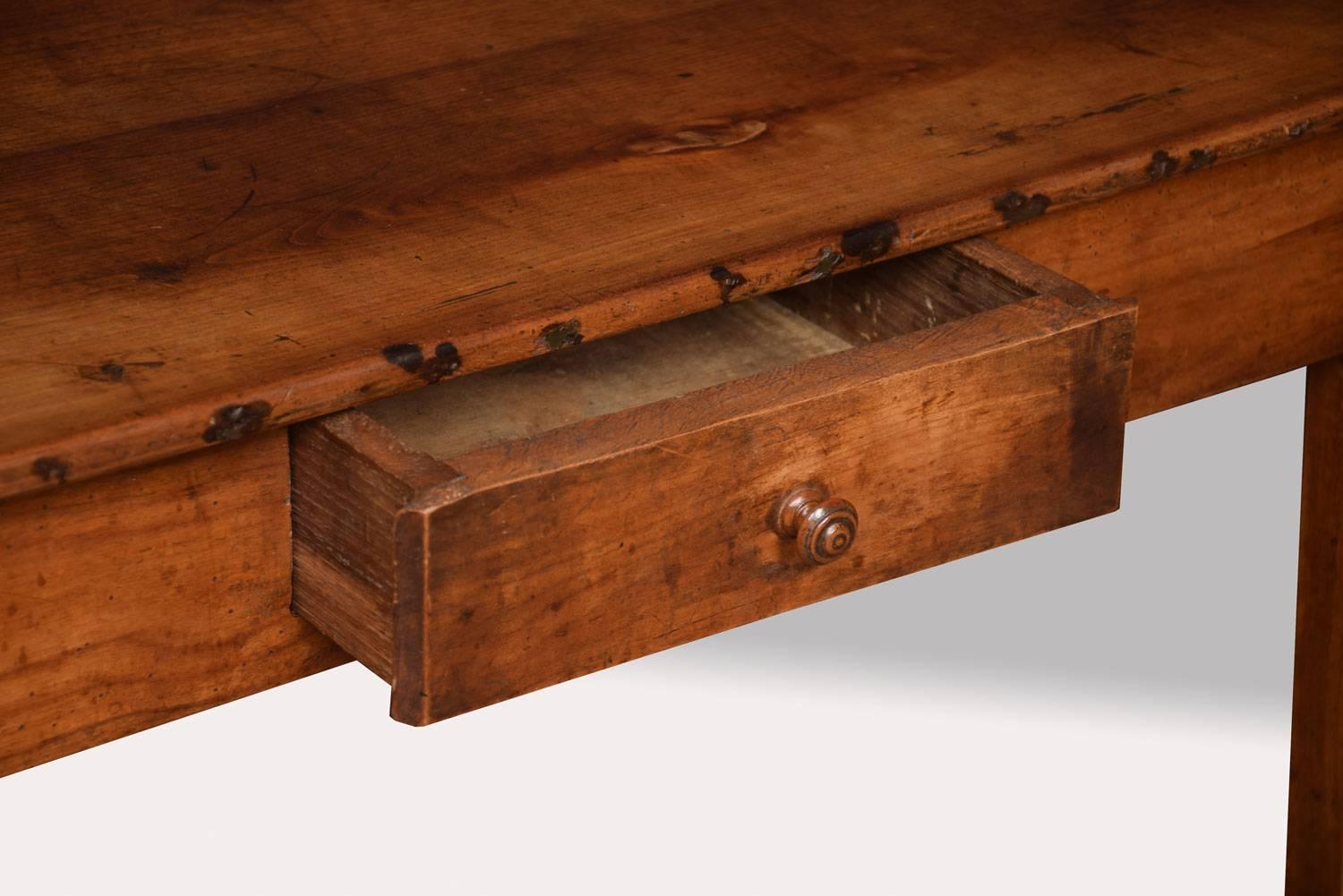 19th Century Elm Coffee Table In Good Condition In Cheshire, GB