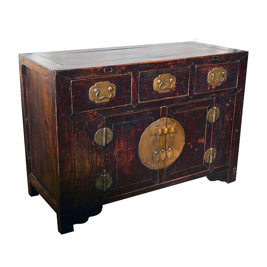 A rare three-drawer coffer table or console in Jamu wood (Northern elm), with enclosed cabinet and original bronze hardware. Tianjin, China, mid-19th century. Very well preserved, this piece is a Classic example of precision in Asian carpentry, with