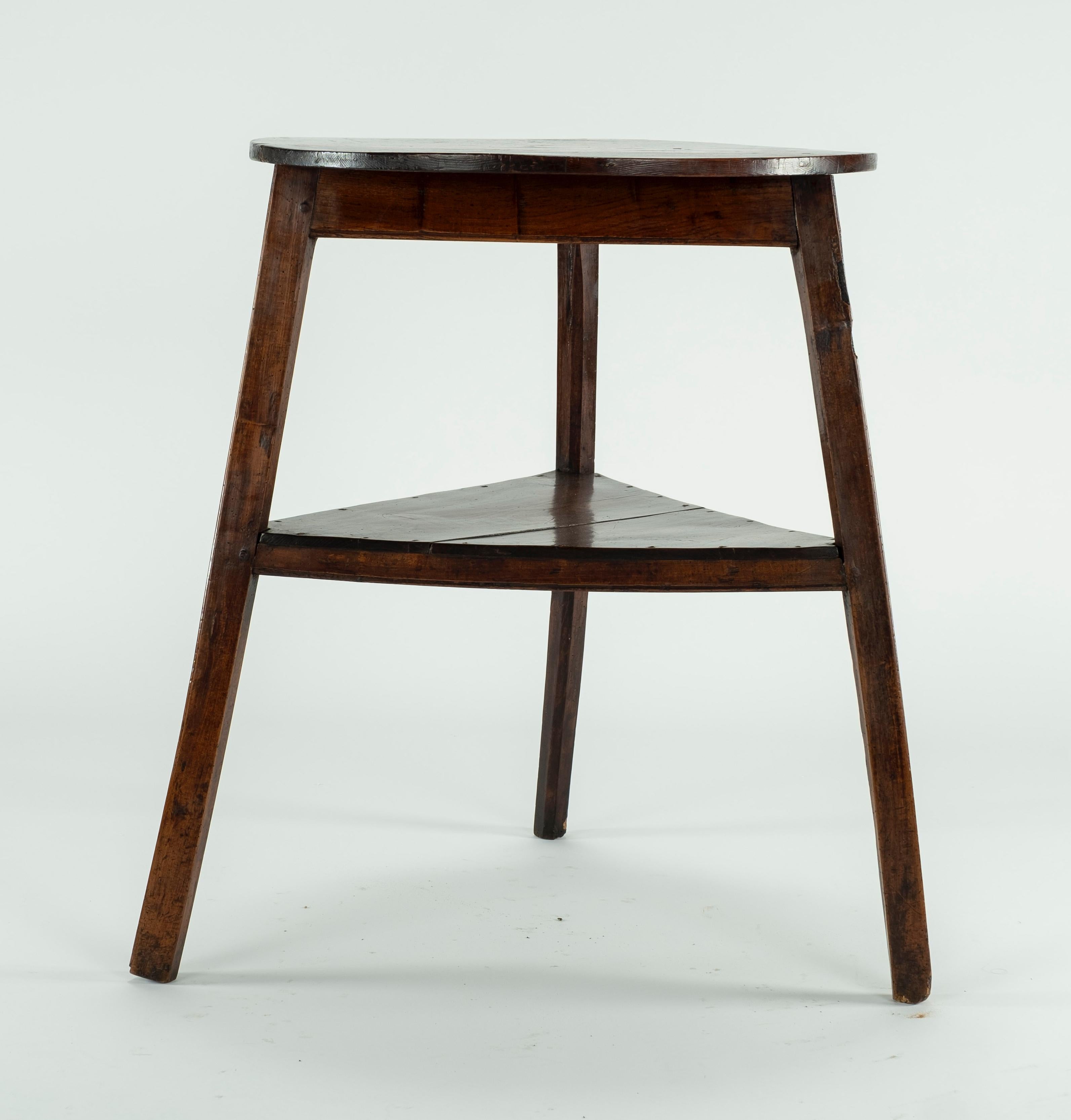 English 19th Century Elm Cricket Table