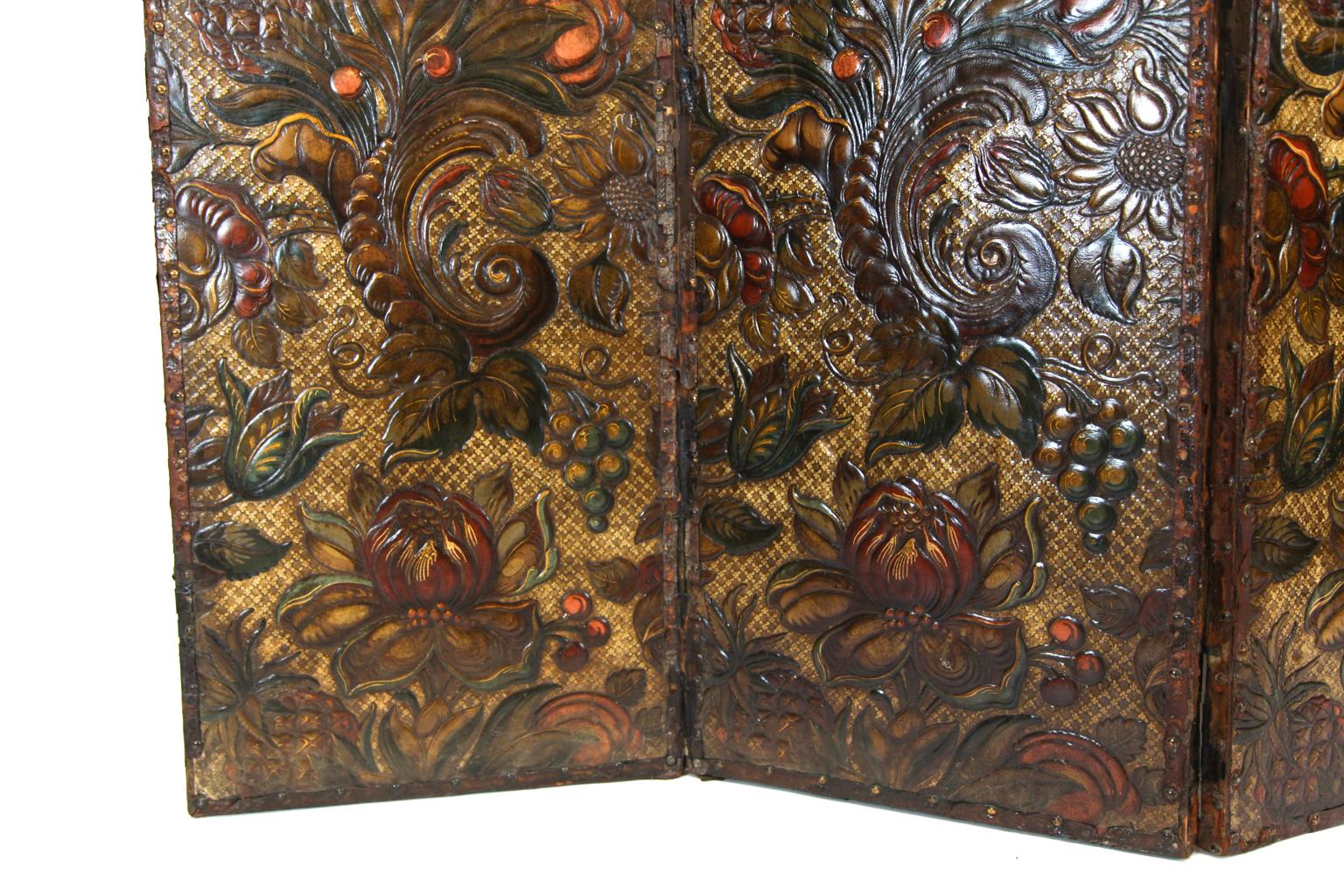 19th Century Embossed Leather Four Fold Screen For Sale 2