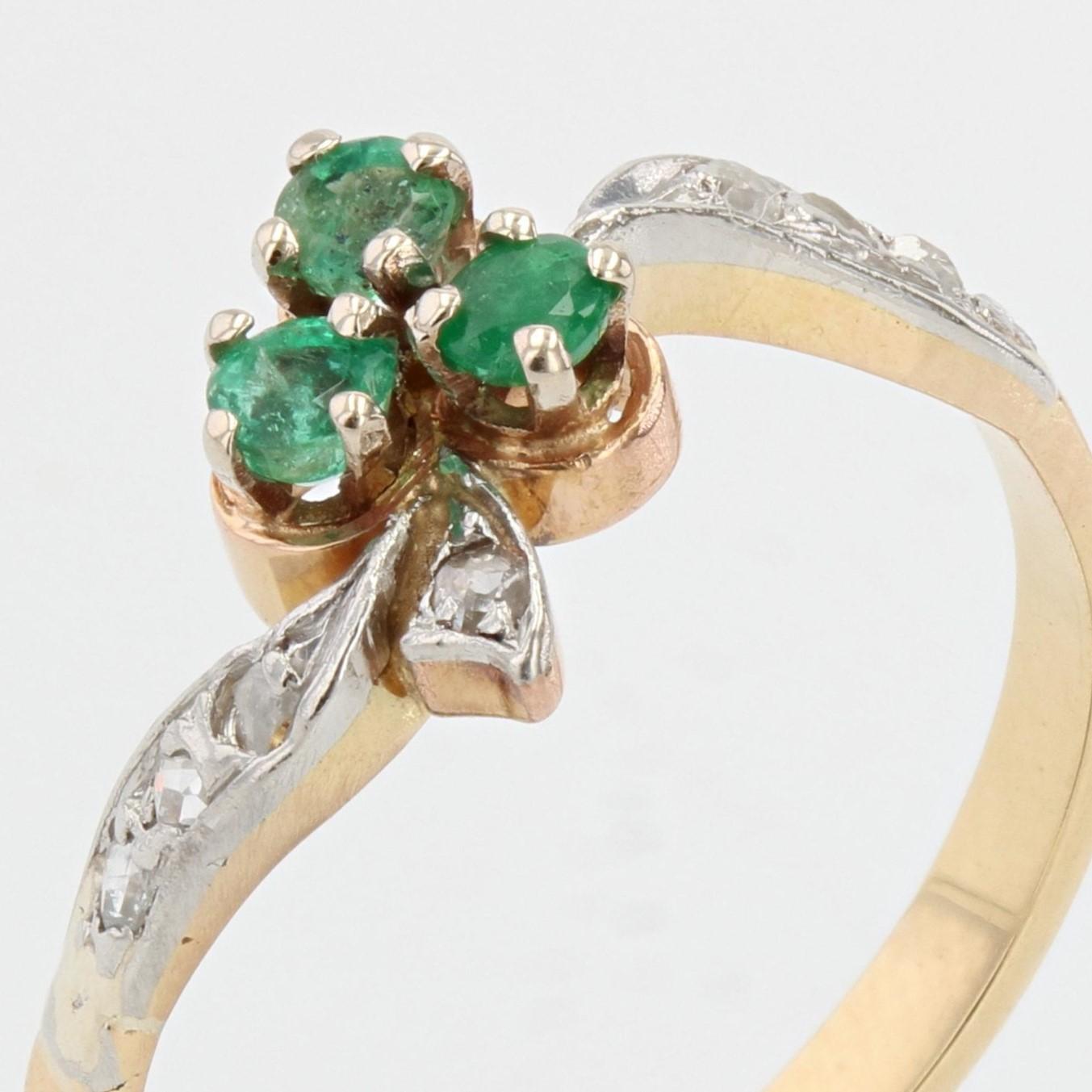 19th Century Emerald Diamonds 18 Karat Yellow Gold Clover Shape Ring For Sale 2