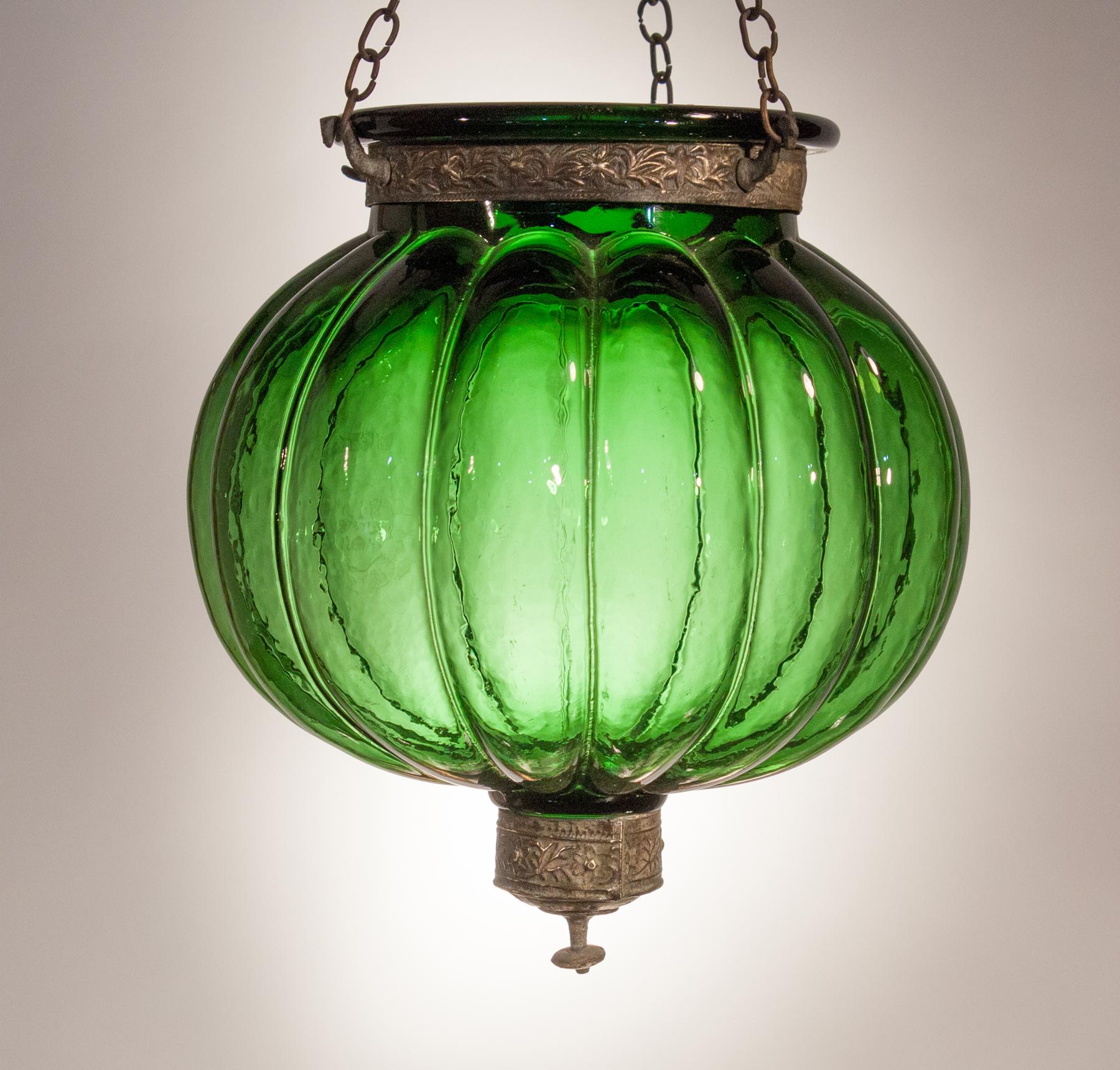 19th Century Emerald Green Pumpkin or Melon Bell Jar Lantern 7