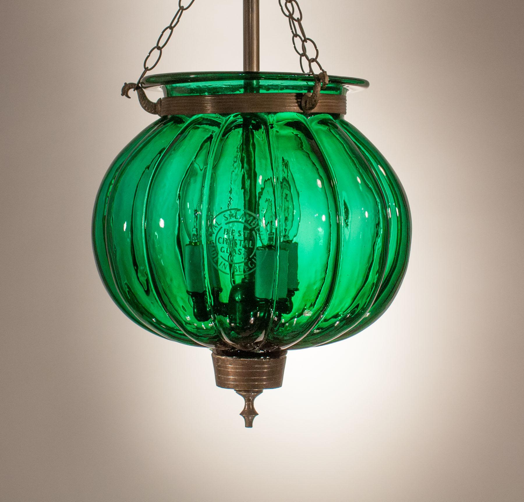 Antique Emerald Green Pumpkin or Melon Bell Jar Lantern In Good Condition In Heath, MA