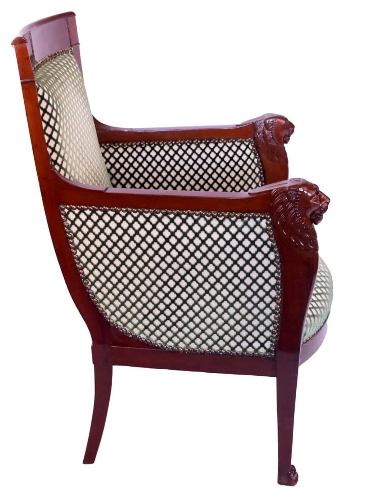 19th Century Empire Carved Mahogany & Cut Velvet Upholstered Bergere In Good Condition For Sale In Atlanta, GA