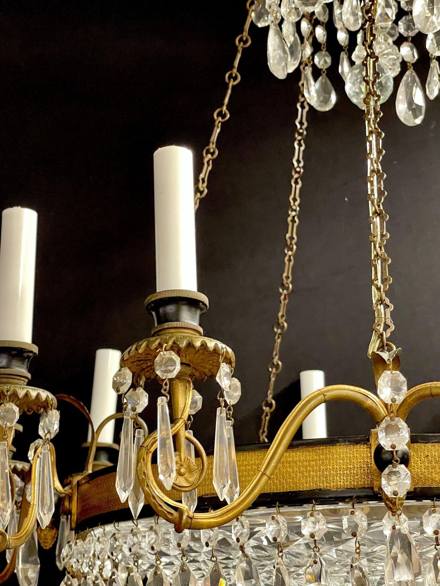 Lustre Empire du 19e siècle à dix Lights, bronze doré, néoclassique en vente 3