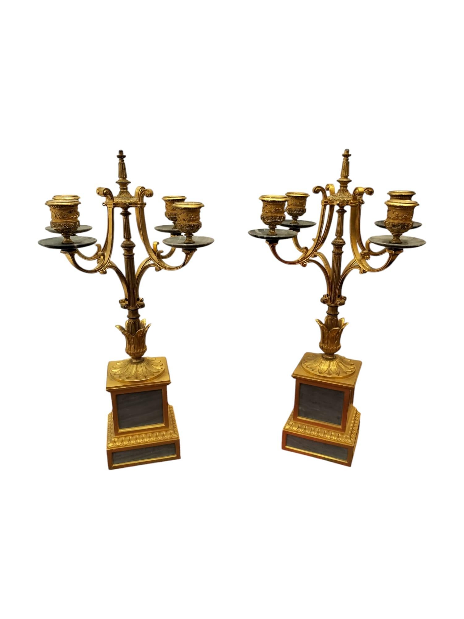 Pendule en bronze doré et marbre bleu Turquin, Raingo Frères, XIXe siècle. 3