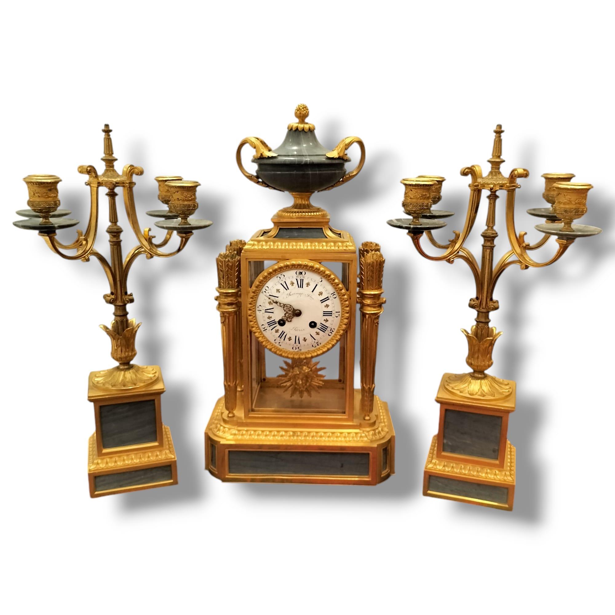 Pendule en bronze doré et marbre bleu Turquin, Raingo Frères, XIXe siècle. 1