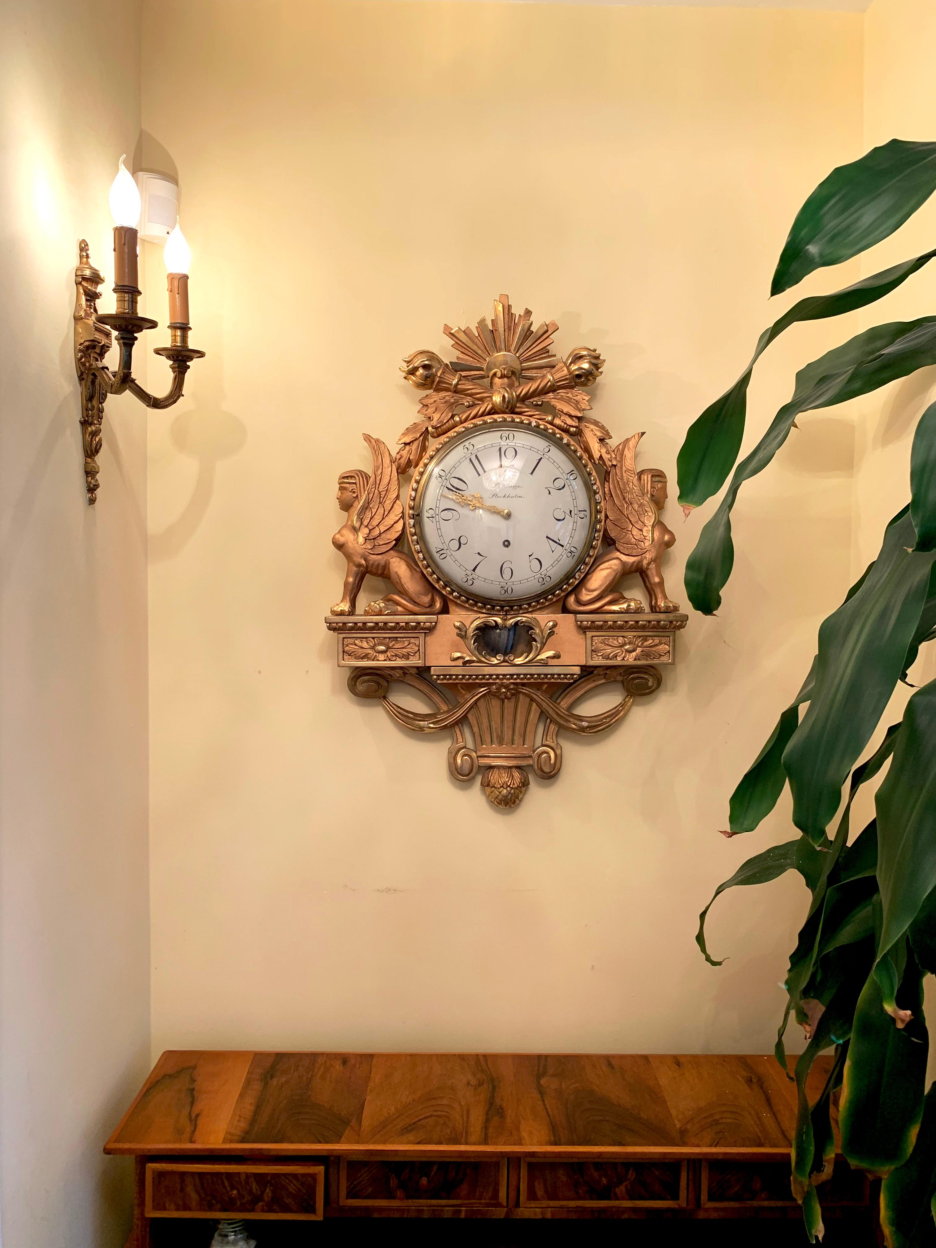 Horloge Empire du 19ème siècle en or T Kluge Stockholm avec sphinx de chaque côté en vente 4