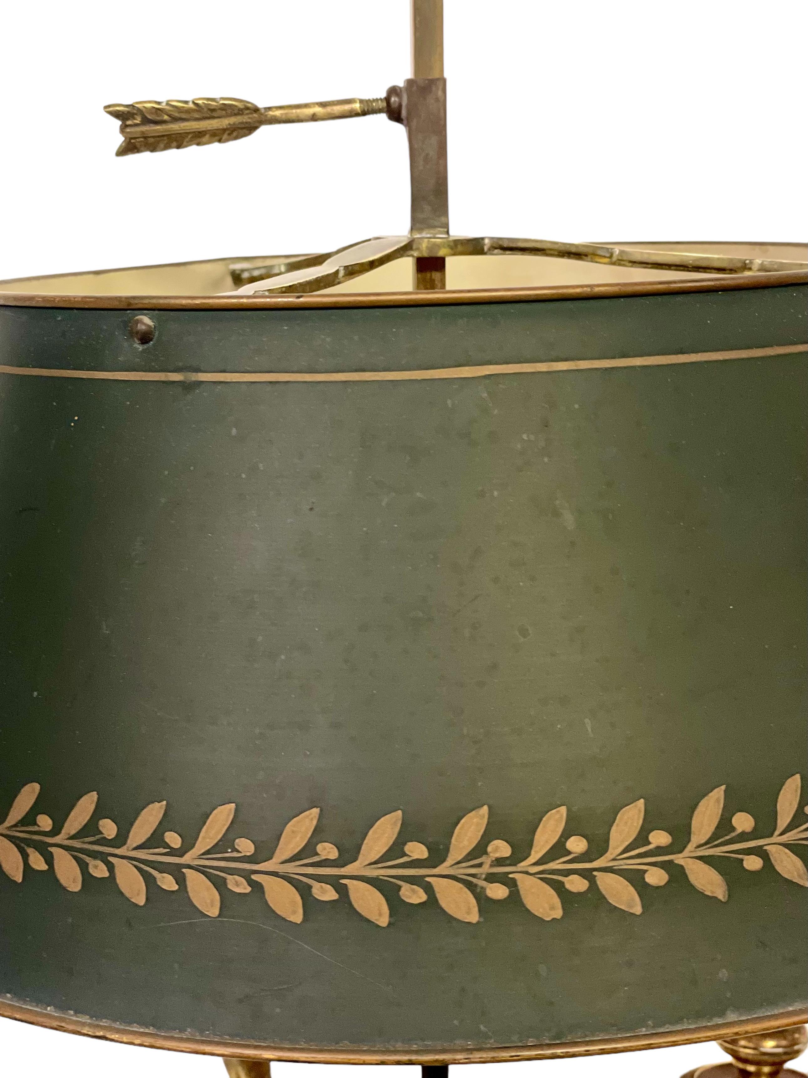 Doré Lampe de table Bouillotte Empire en bronze doré du XIXe siècle en vente