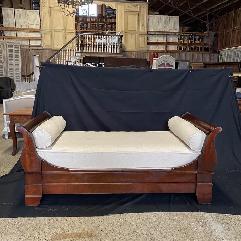 19th Century Empire Mahogany Sleigh Sofa Daybed or Single Bed For Sale