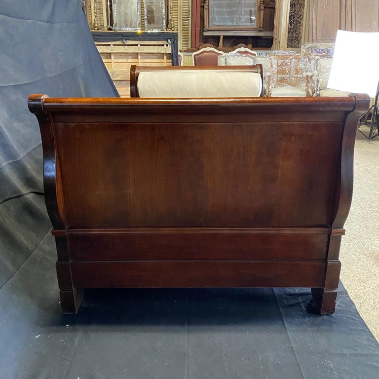 19th Century Empire Mahogany Sleigh Sofa Daybed or Single Bed For Sale
