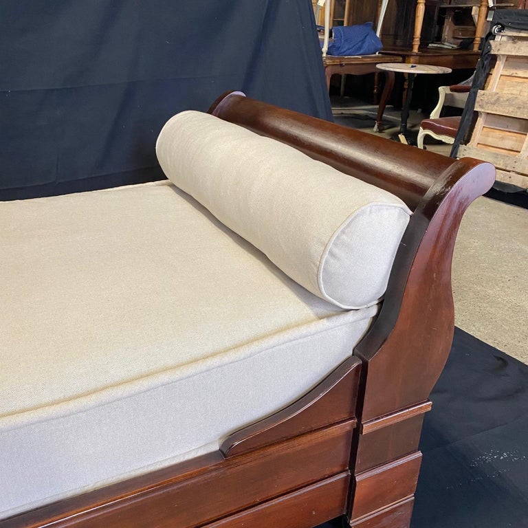 19th Century Empire Mahogany Sleigh Sofa Daybed or Single Bed For Sale