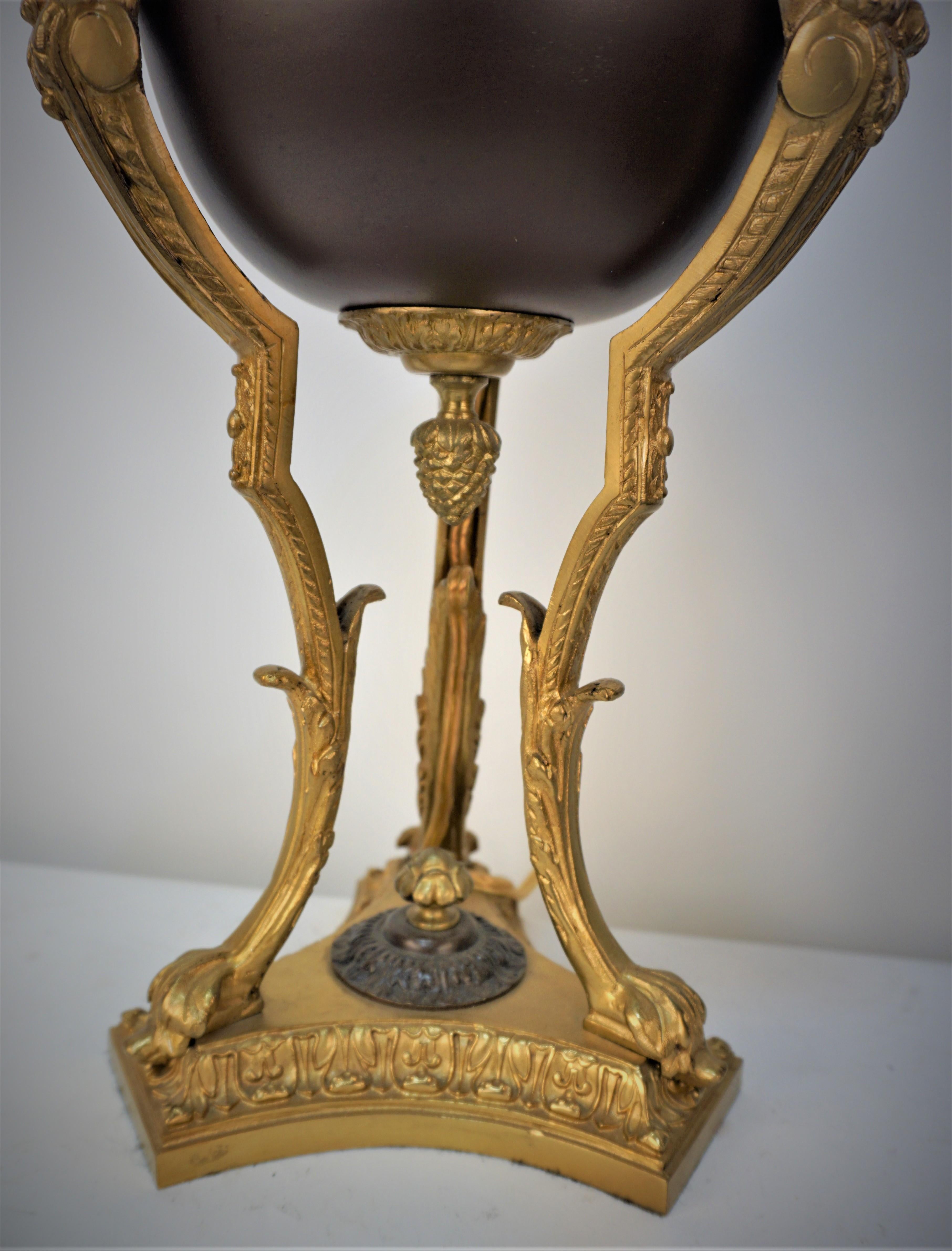 Lampe de table en bronze de style Empire du XIXe siècle en vente 3