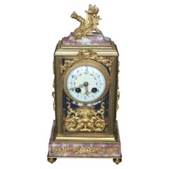 Horloge de style Empire du 19e siècle