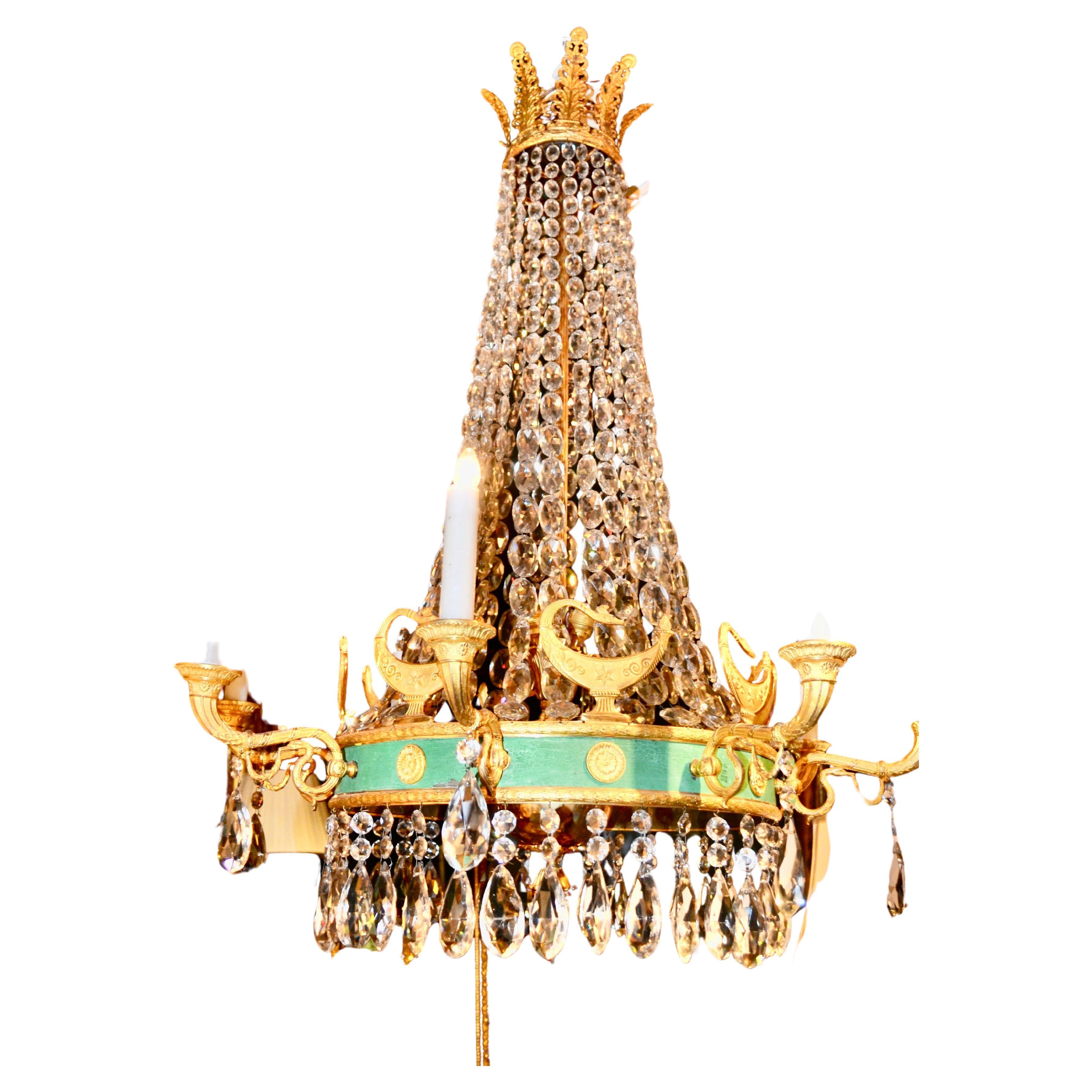 Lustre de style Empire à huit bras en cristal et bronze du XIXe siècle