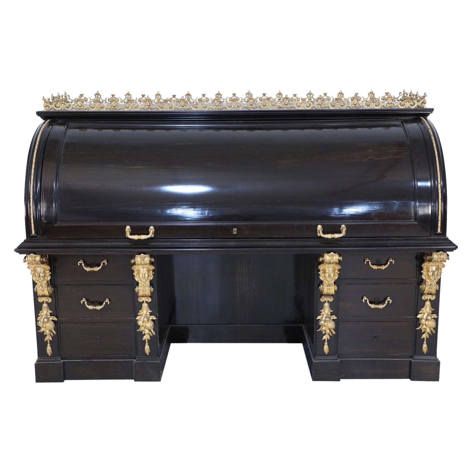 Englischer Roll-Top-Schreibtisch im Empire-Stil des 19. Jahrhunderts mit Bronzebeschlägen