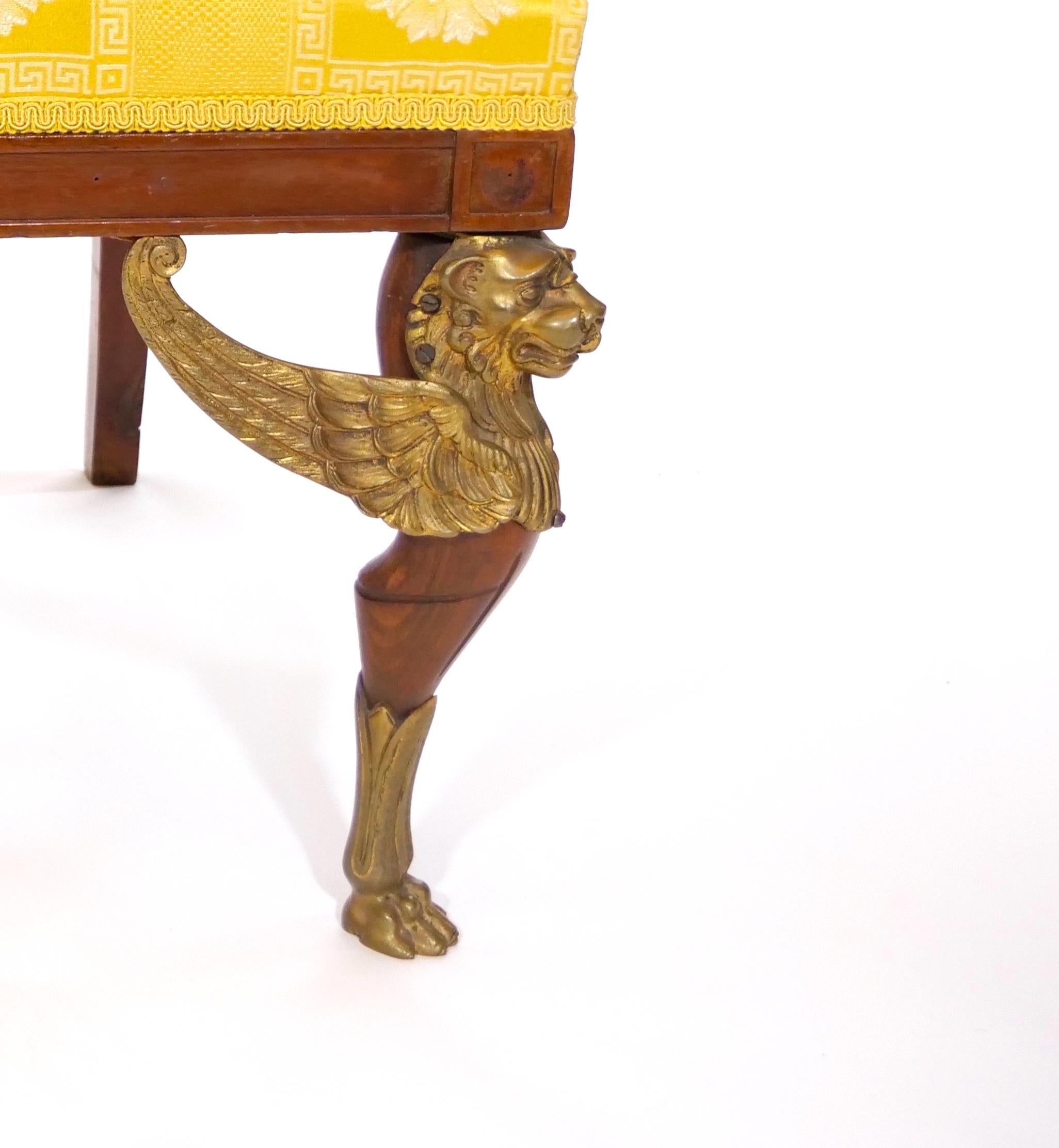 Paar vergoldete Bronze-Sessel im Empire-Stil des 19. Jahrhunderts im Angebot 8