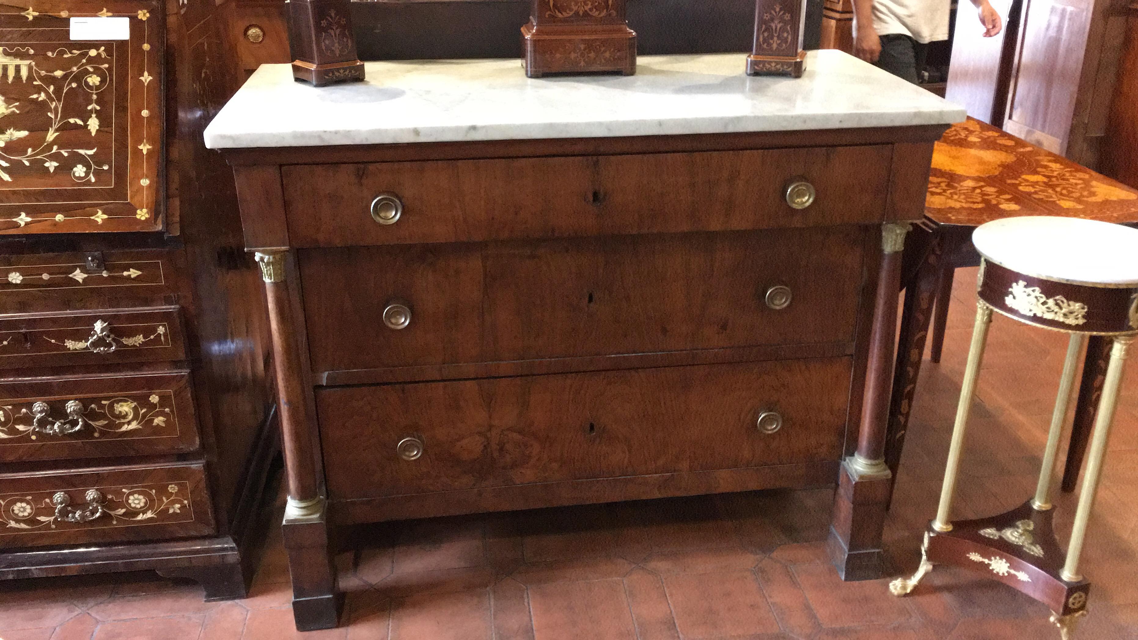 19th Century Empire Walnut Chest and Drawers Italian Lucca, 1800s In Fair Condition In Roma, RM