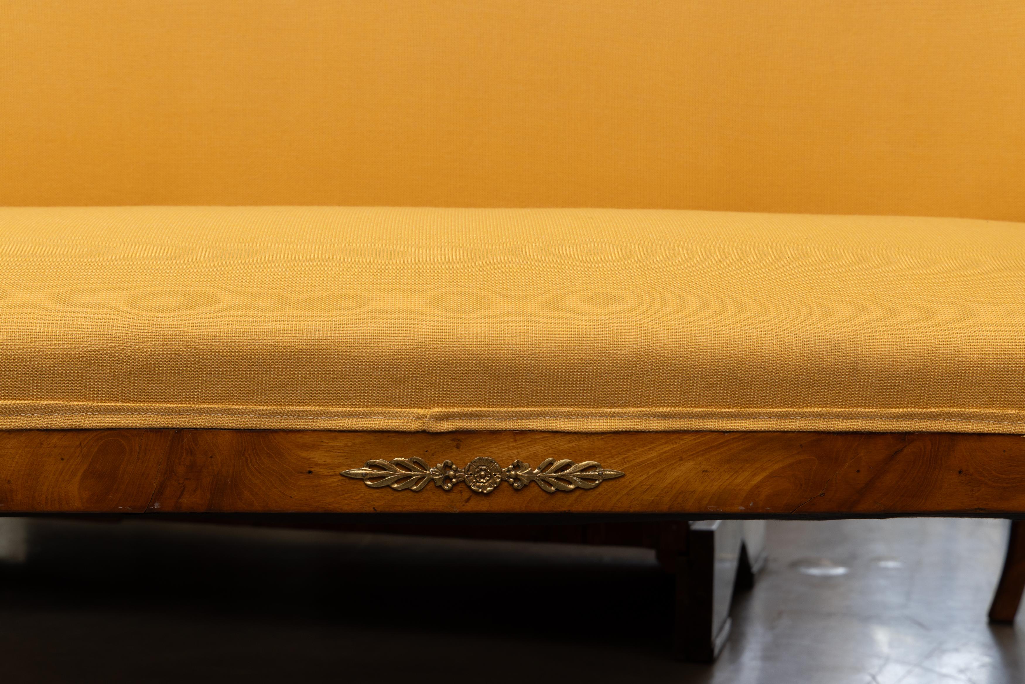 19th Century Empire Walnut Upholstered Settee For Sale 2