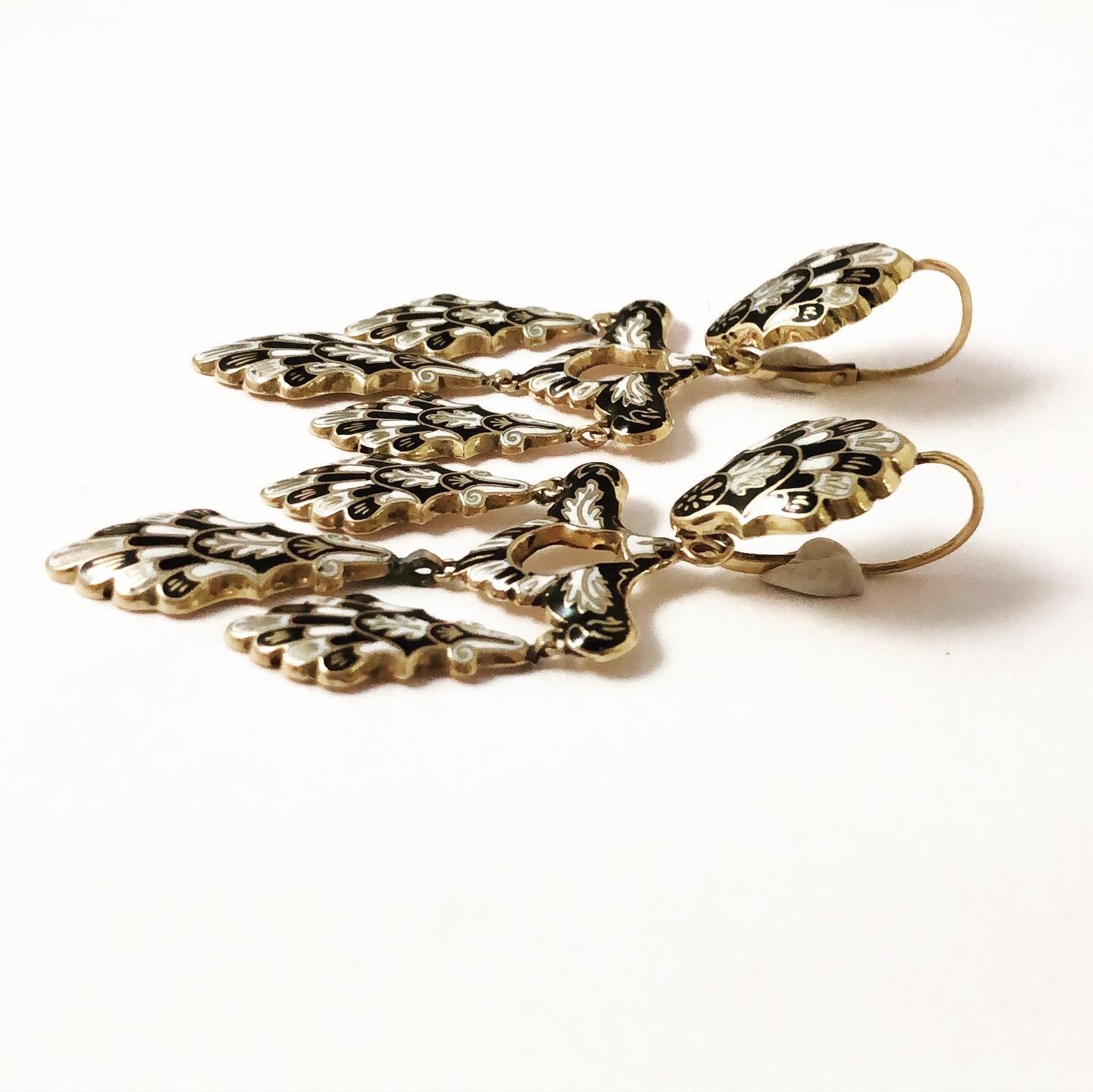 Women's Victorian Enamel Girandole Chandelier Dangle Lever-Back 18k Gold Earrings