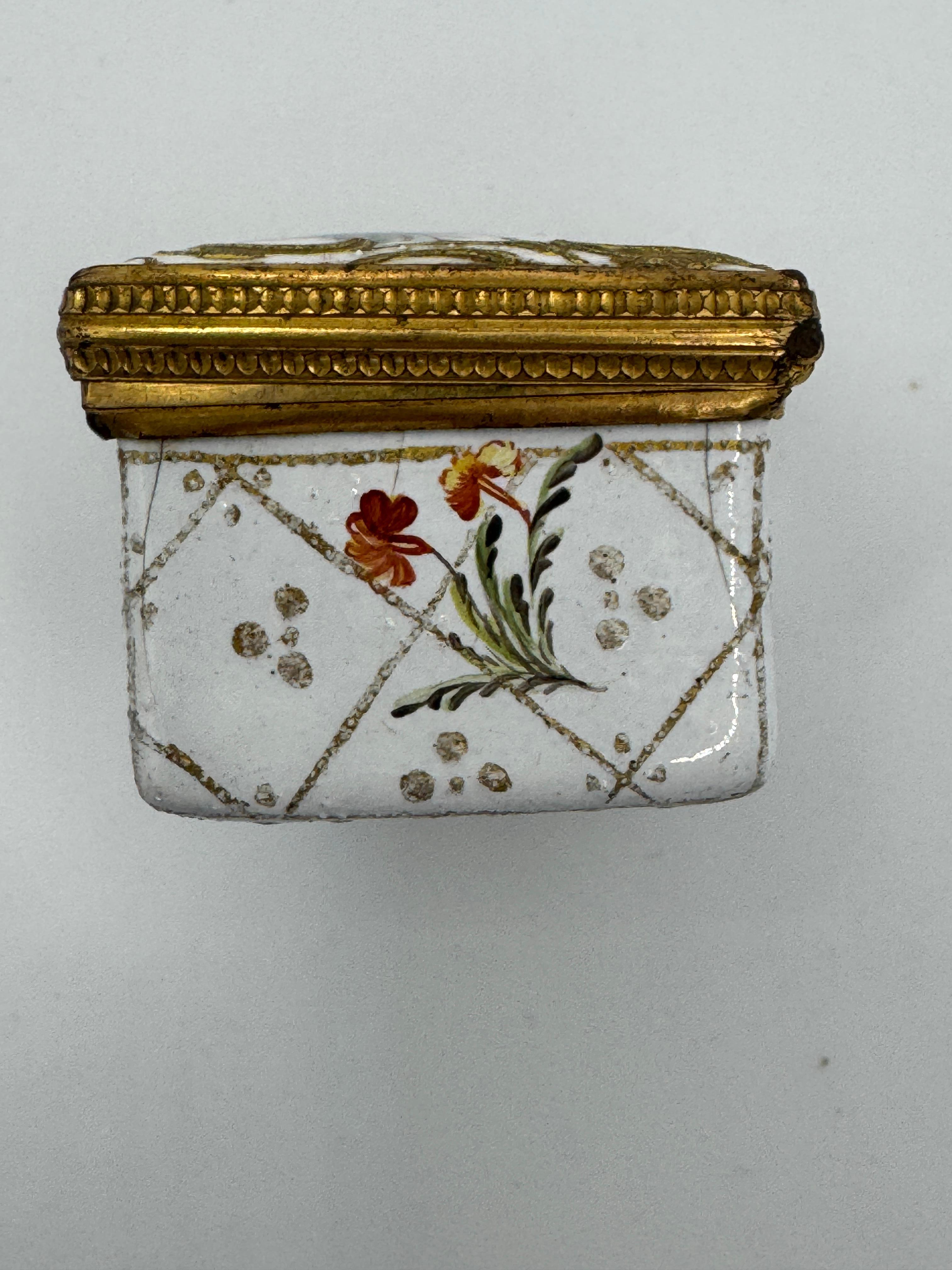 French 19th Century Enamel Rectangular Patch Box For Sale