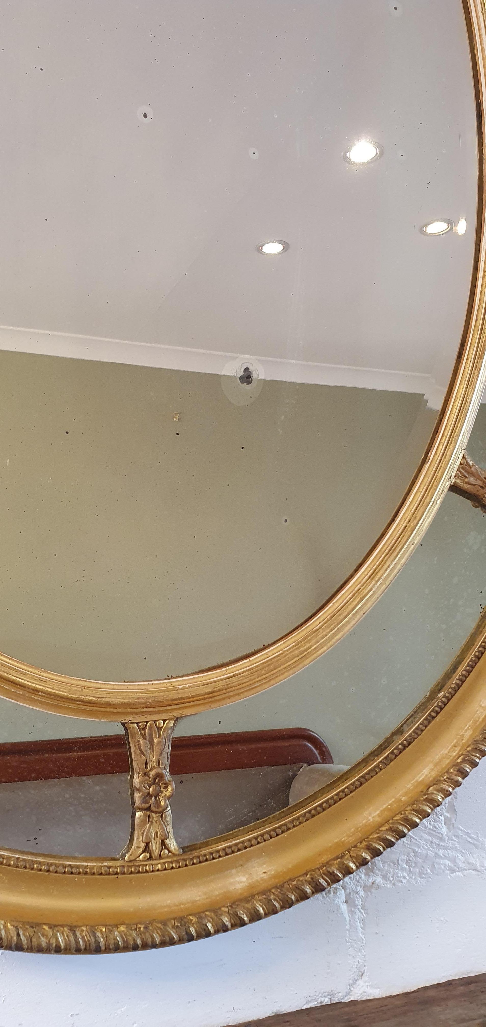 Ovaler Spiegel im englischen Adam-Stil des 19. (Vergoldet) im Angebot
