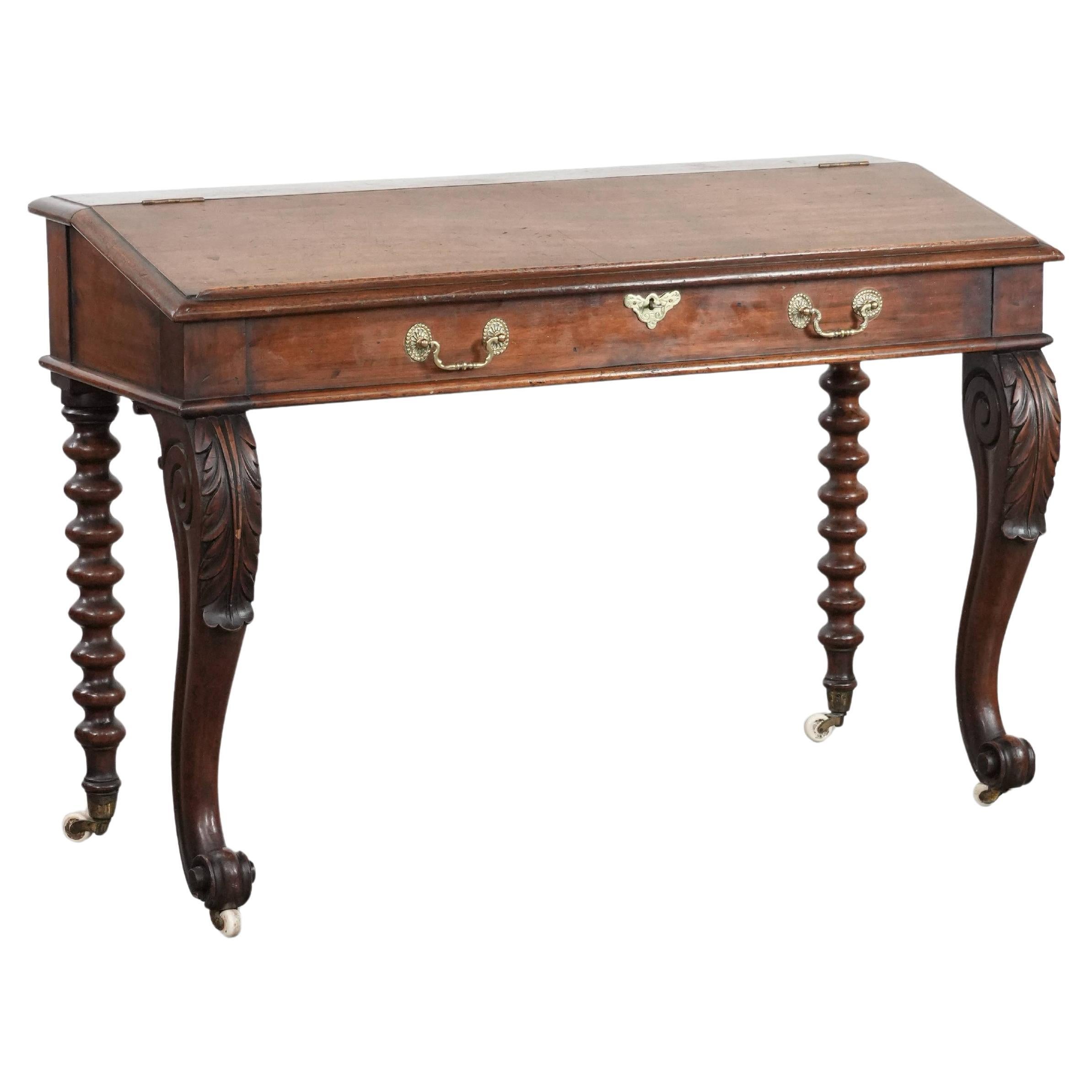 19th century English antique oak wall desk/writing table on wheels For Sale