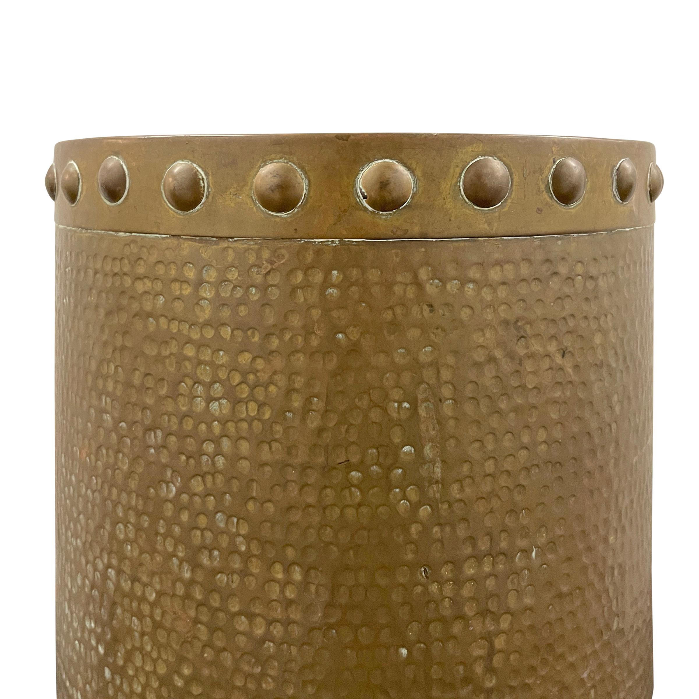 19th Century English Arts & Crafts Hammered Brass Bucket For Sale 2