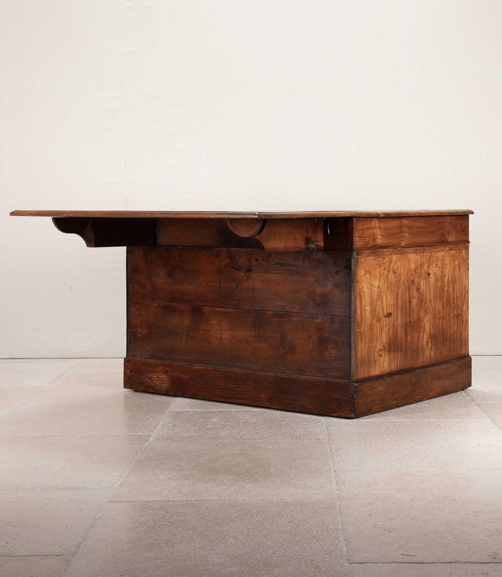 Scrivania inglese del XIX secolo in frassino in vendita 2