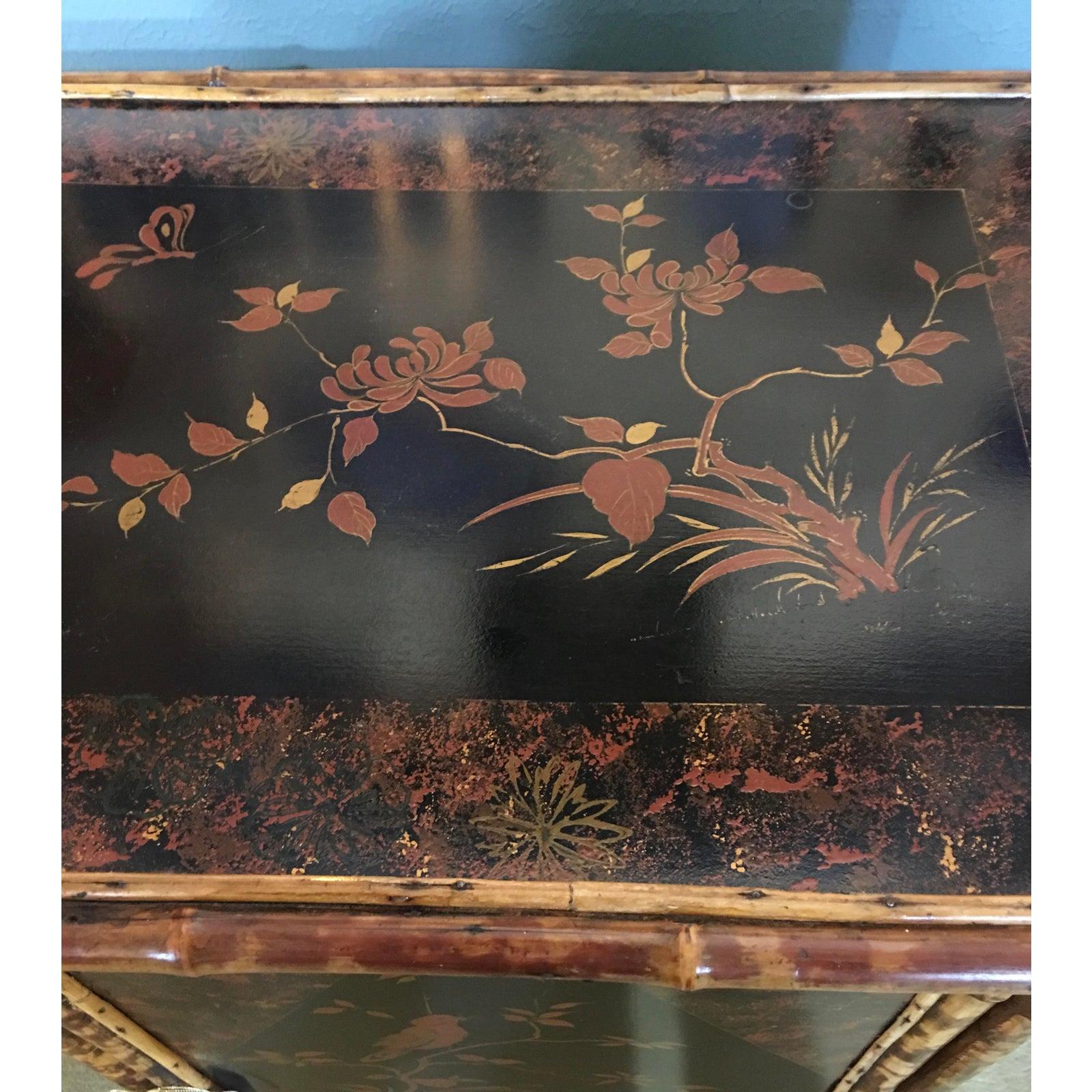 19th Century English Bamboo Cabinet with Chinoiserie Lacquered Panels 1