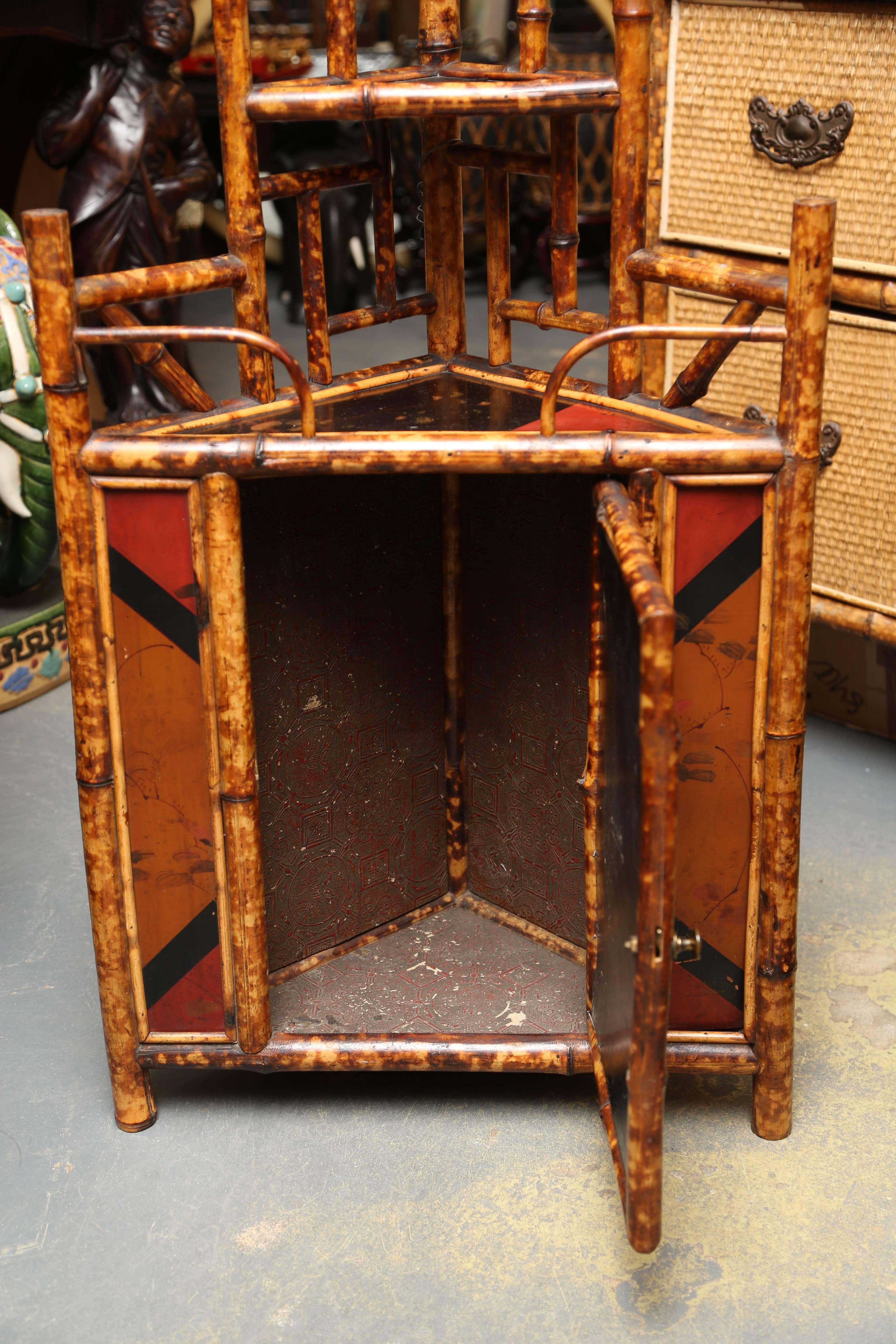 19th Century English Bamboo Hanging Corner Cabinet In Good Condition In West Palm Beach, FL