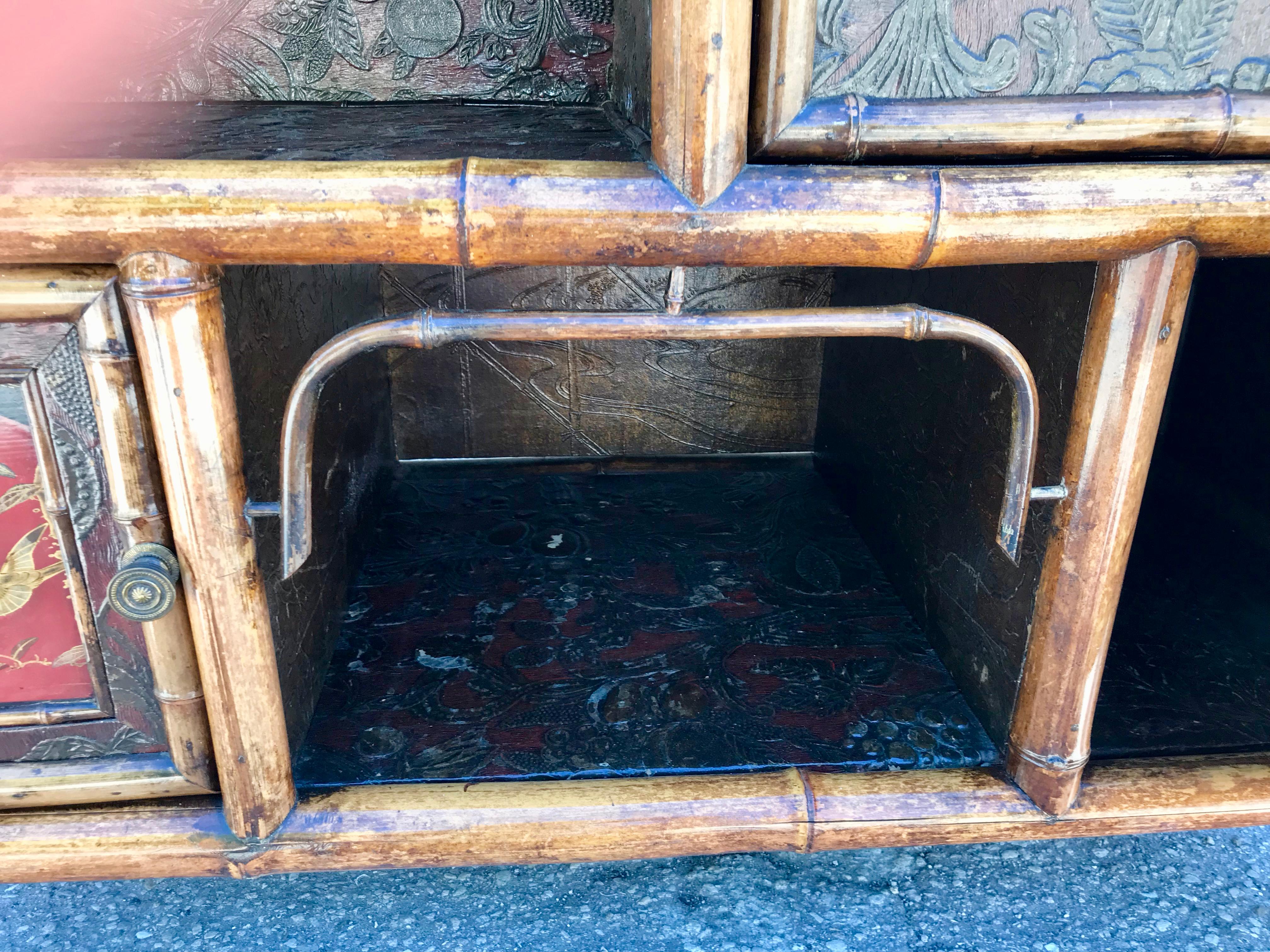 Meuble de rangement / Buffet d'appoint en bambou anglais du 19ème siècle en vente 6