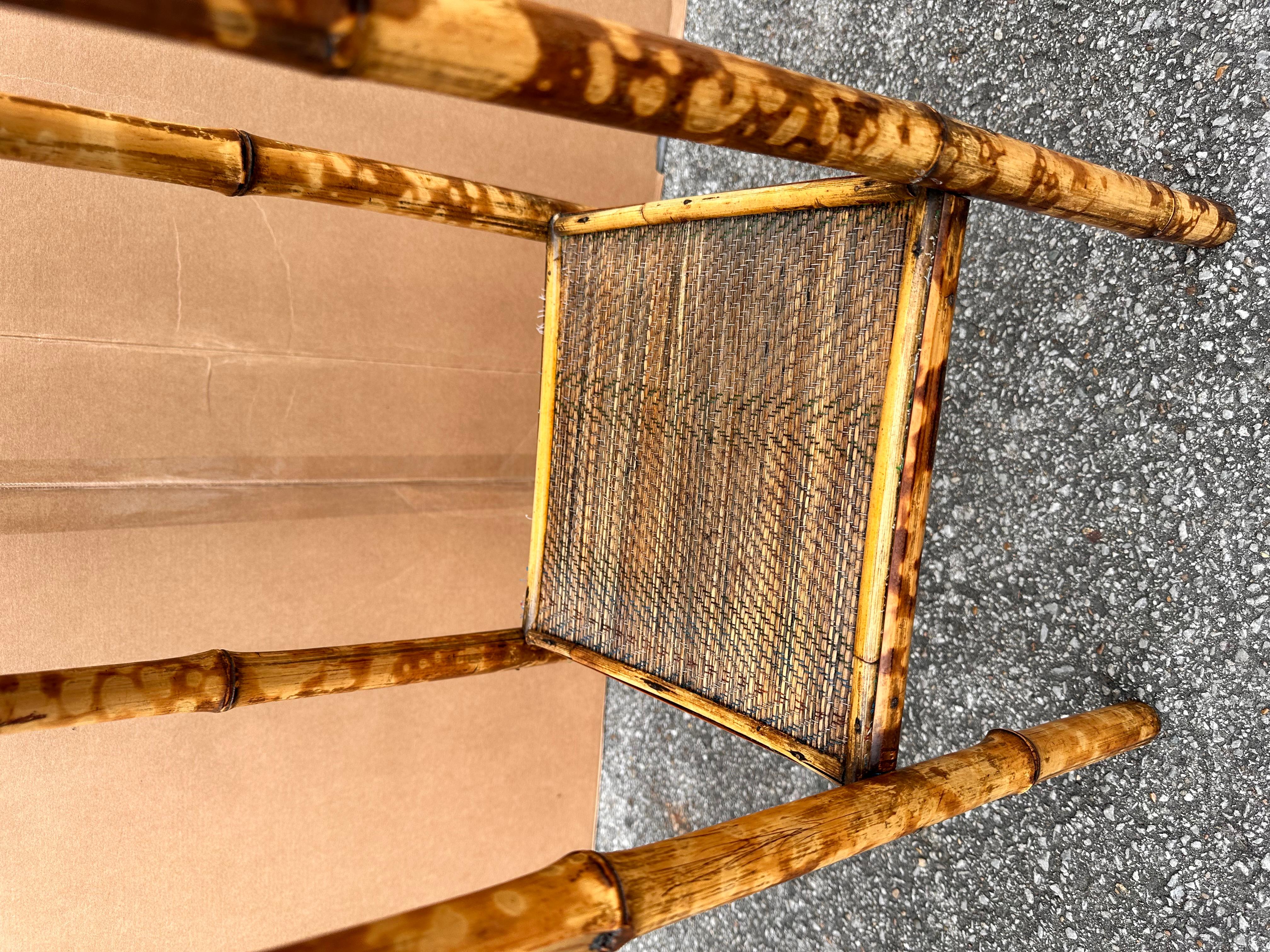 Englischer Bambus-Beistelltisch aus dem 19. Jahrhundert  im Zustand „Gut“ im Angebot in Nashville, TN