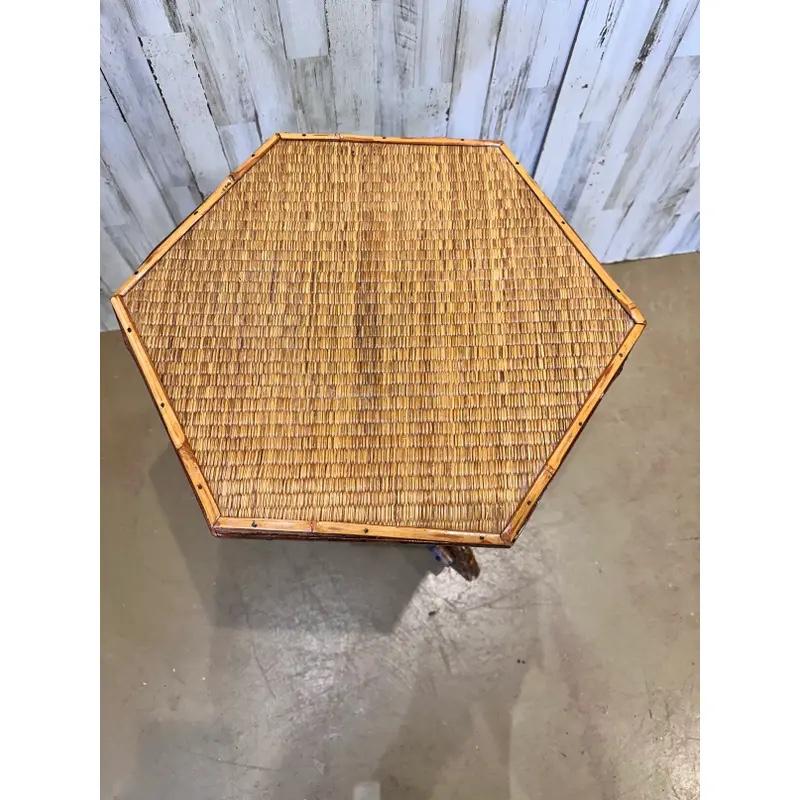 Inglese Tavolino in bambù inglese del XIX secolo in vendita