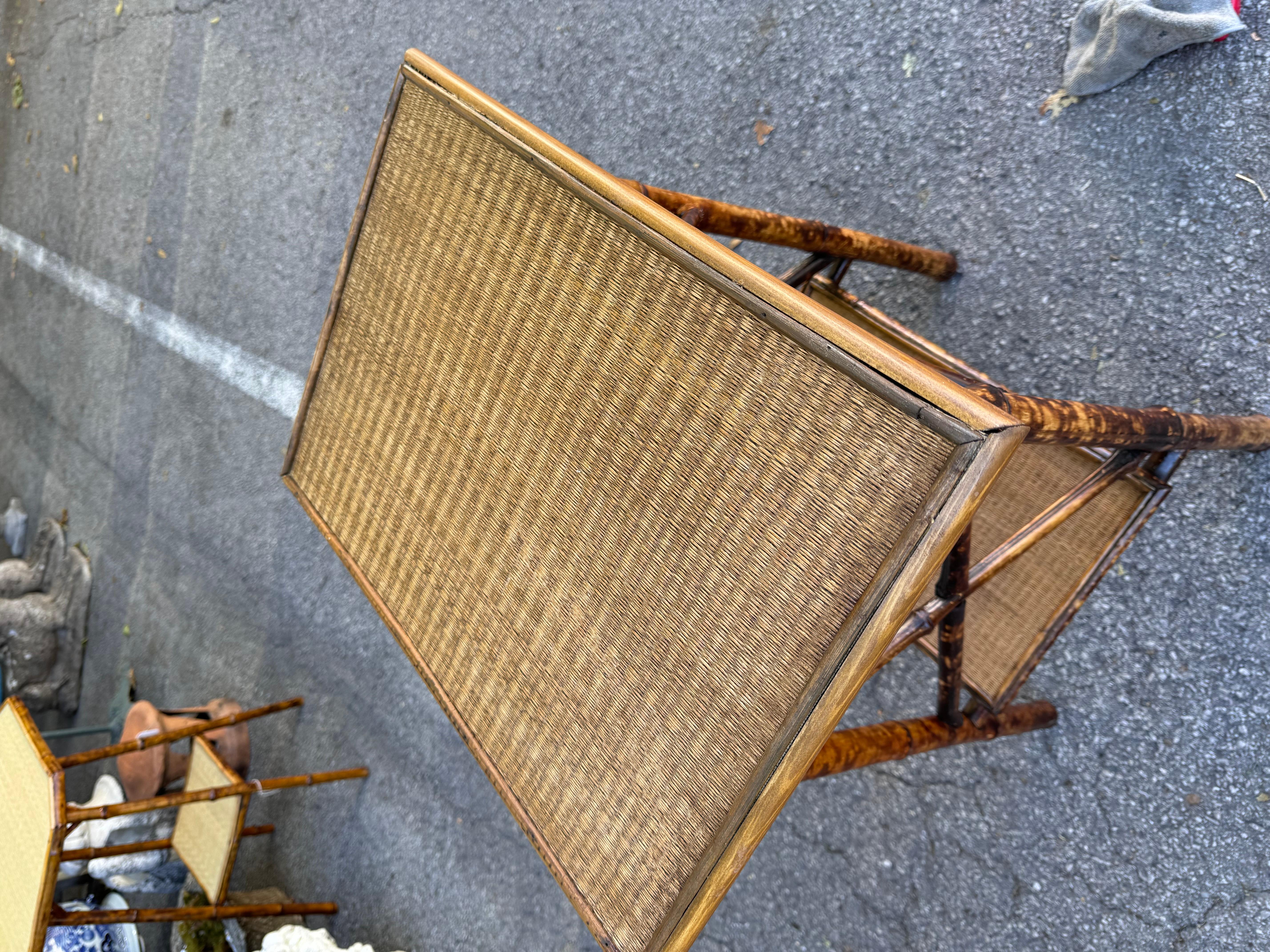 Bambou Table d'appoint anglaise en bambou du 19ème siècle en vente