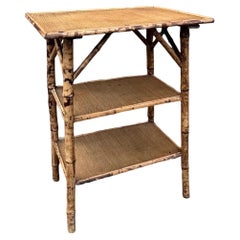 Table d
appoint anglaise en bambou du 19ème siècle