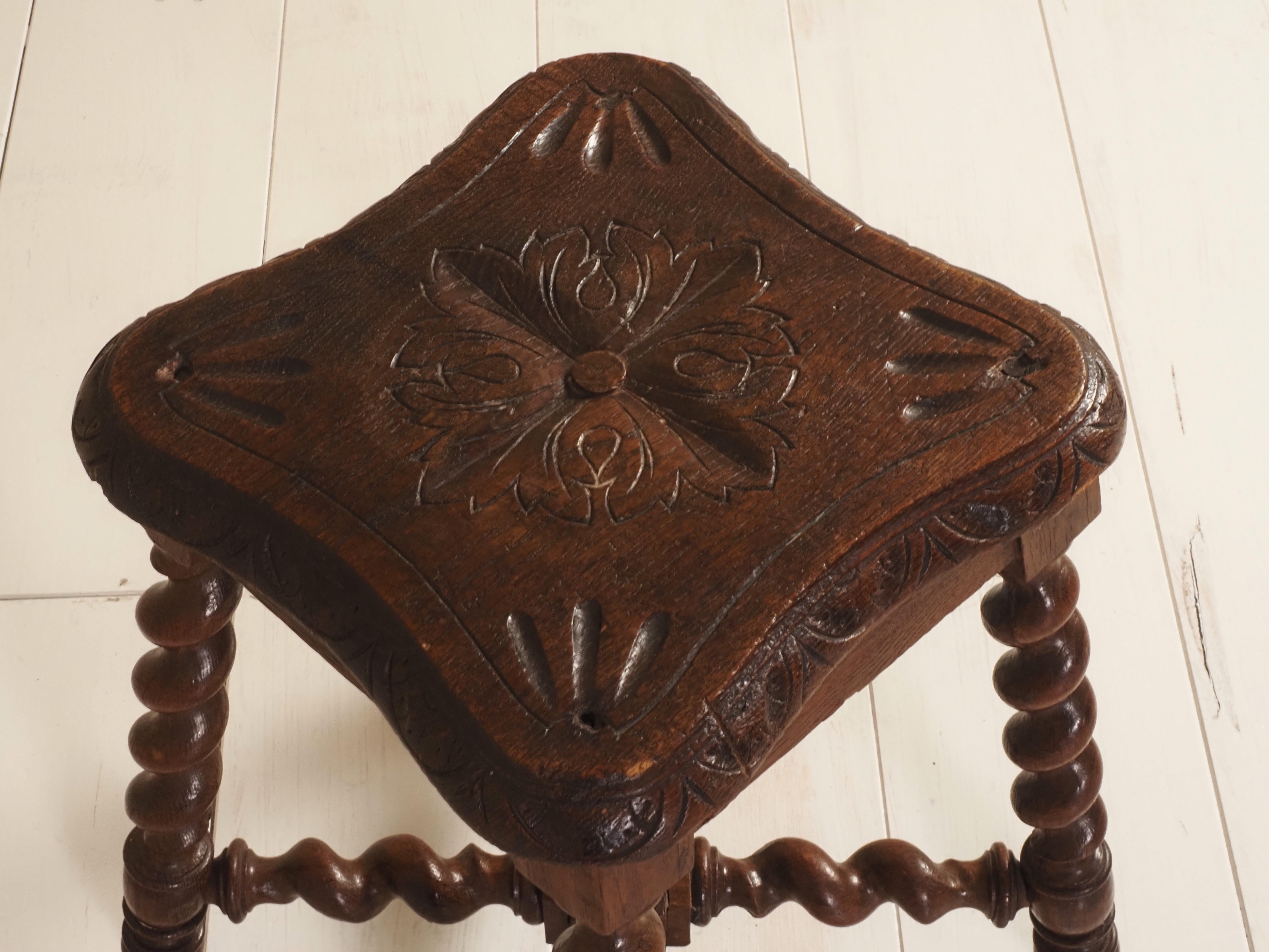 19th Century english barley twist stool im Angebot 1