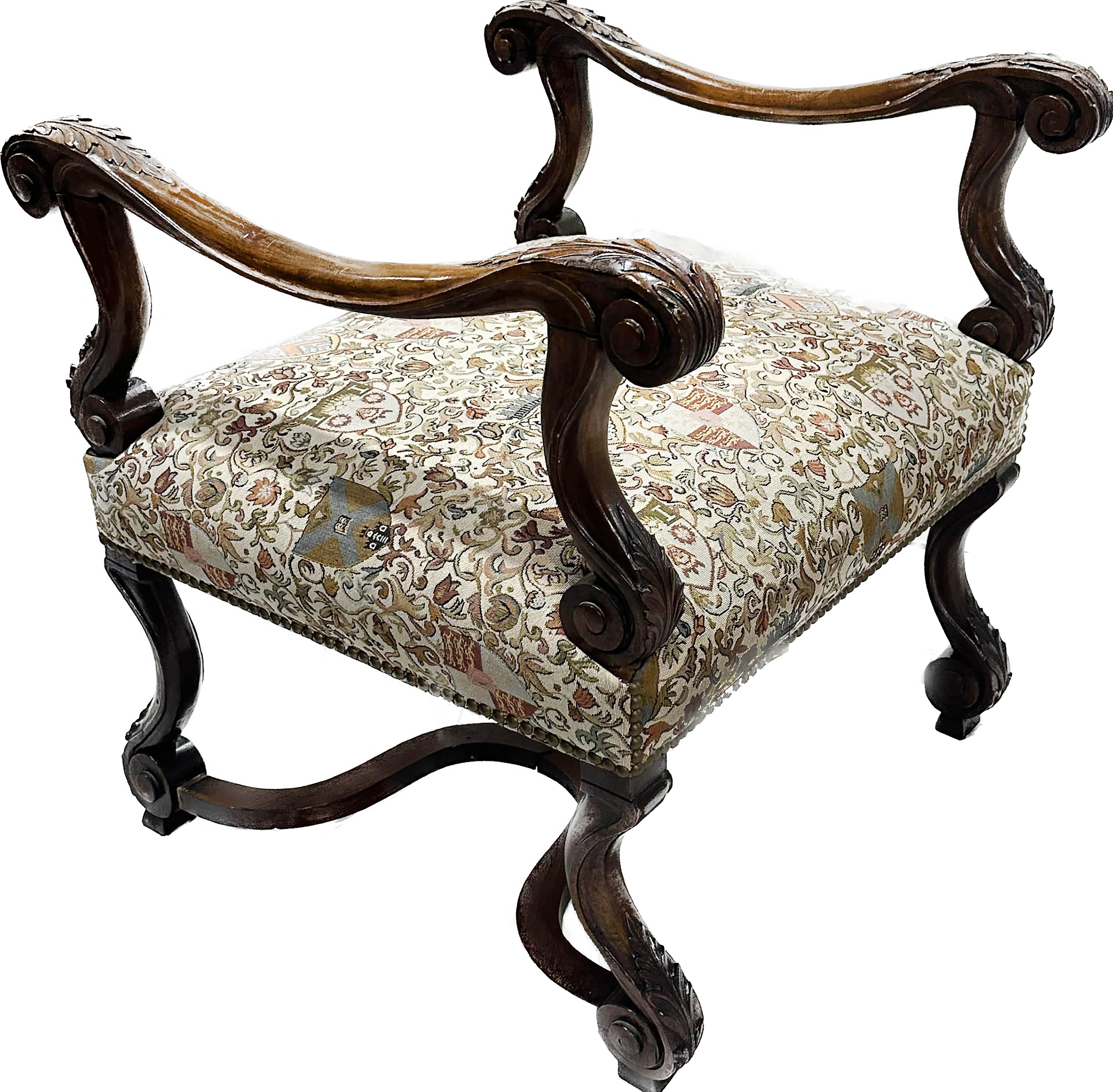 Banc baroque anglais du 19ème siècle avec tapisserie ornée en vente 1