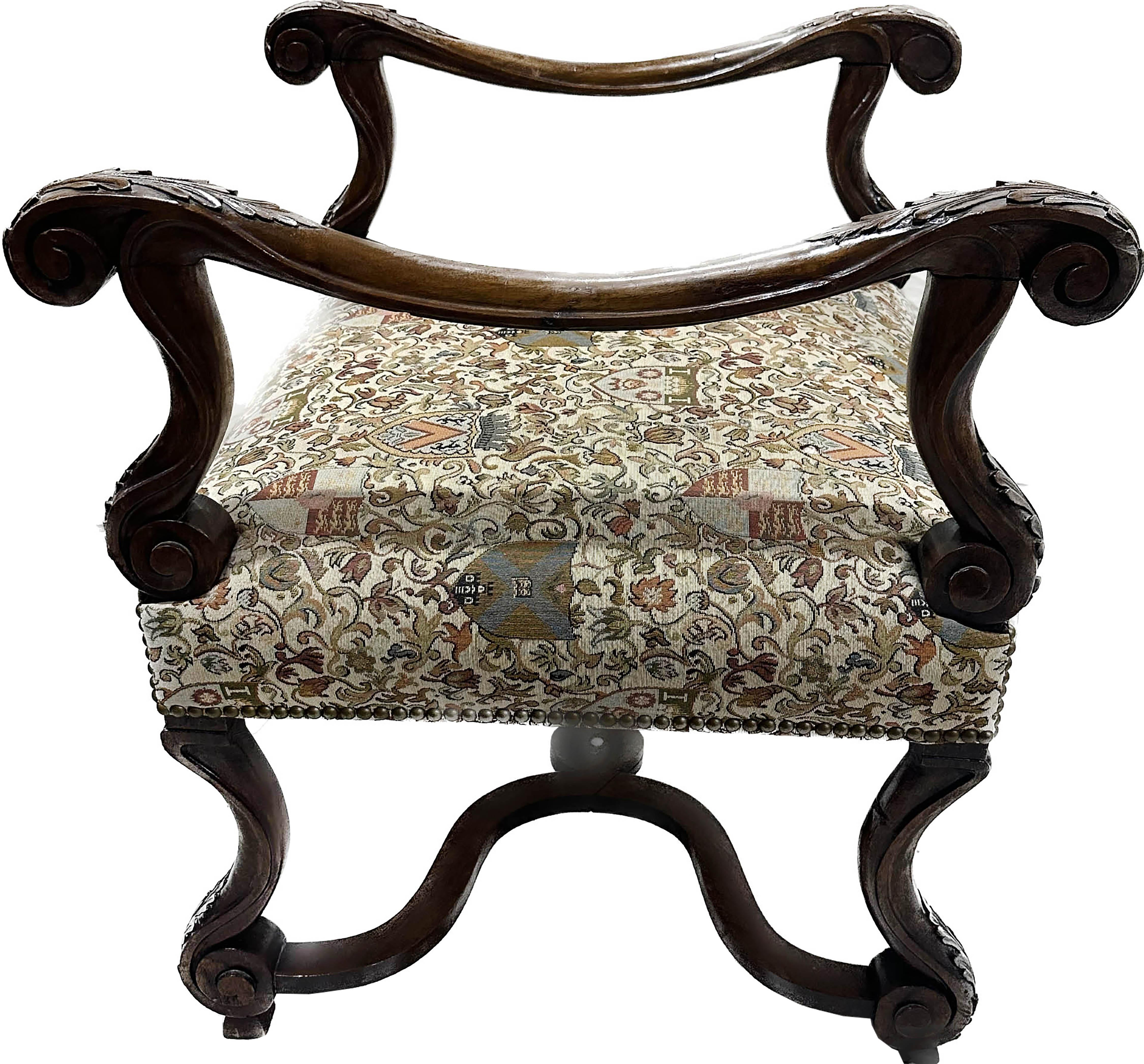 Banc baroque anglais du 19ème siècle avec tapisserie ornée en vente 2