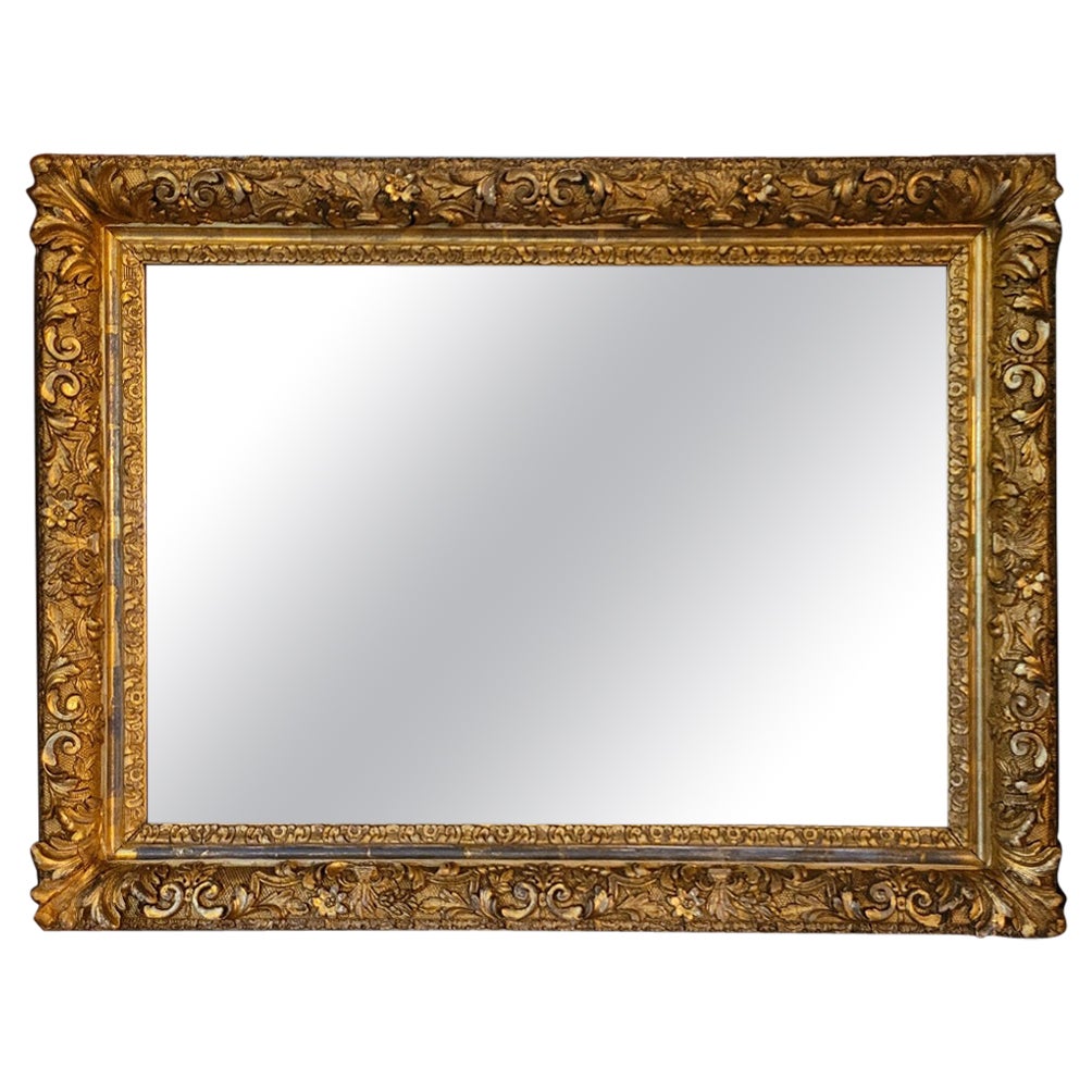 Miroir mural baroque anglais du 19ème siècle doré à fleurs
