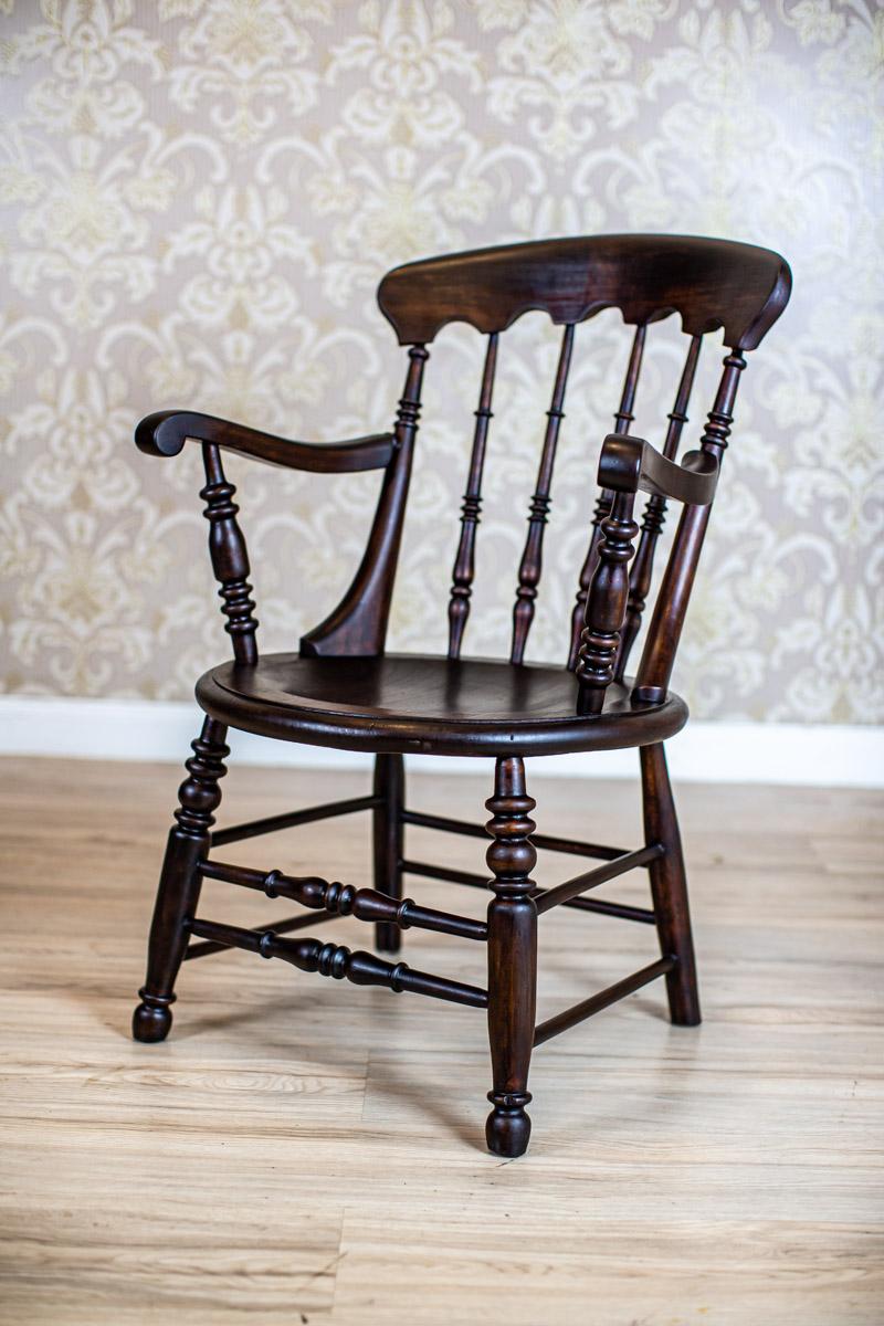 Sillón inglés del siglo XIX de madera de haya en marrón oscuro Inglés en venta