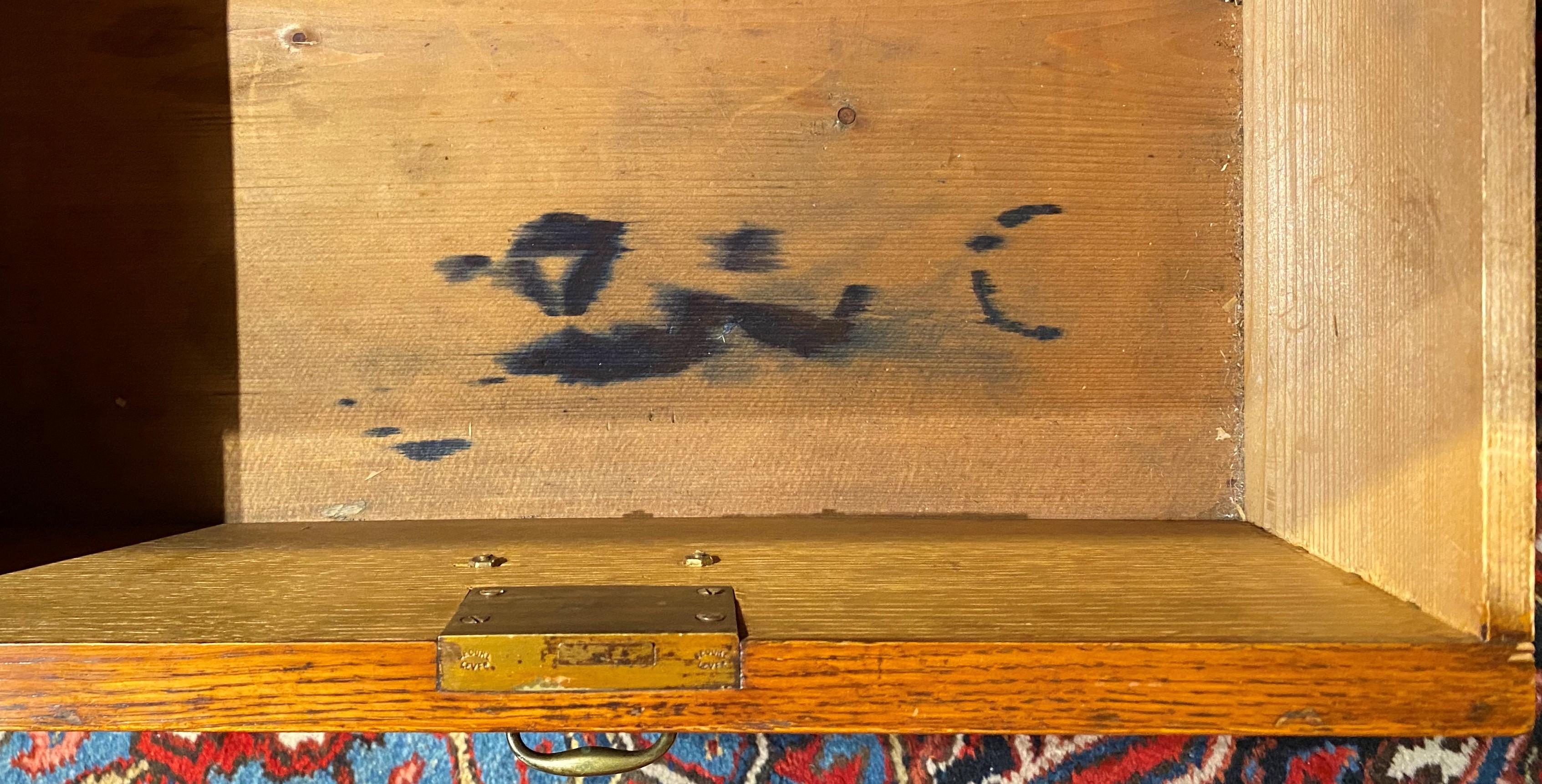 Partner-Schreibtisch aus englischem Vogelaugenahorn des 19. Jahrhunderts mit bearbeiteter Lederplatte im Angebot 5