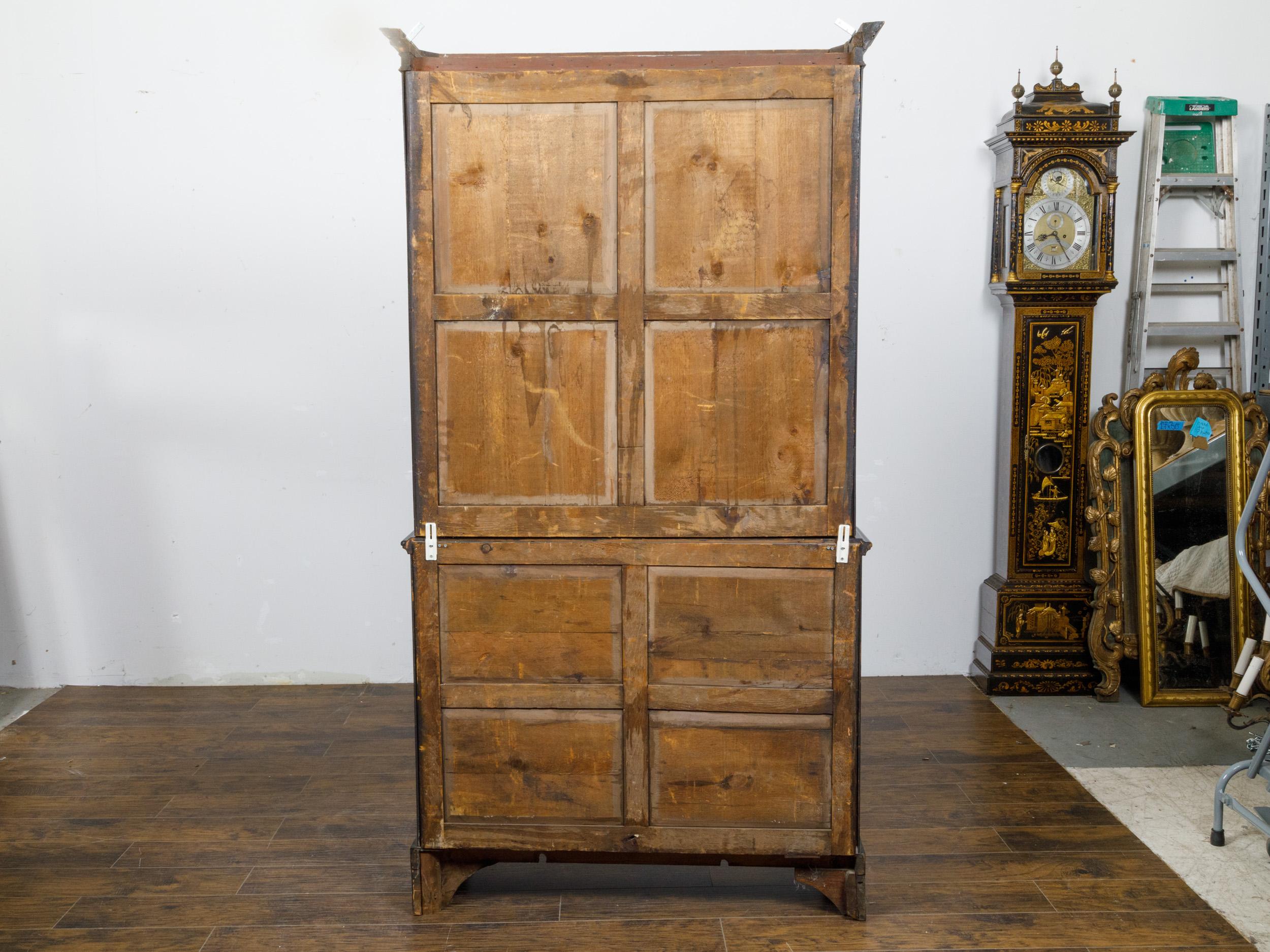 19th Century English Black and Gold Chinoiserie Bookcase with Glass Doors In Good Condition For Sale In Atlanta, GA