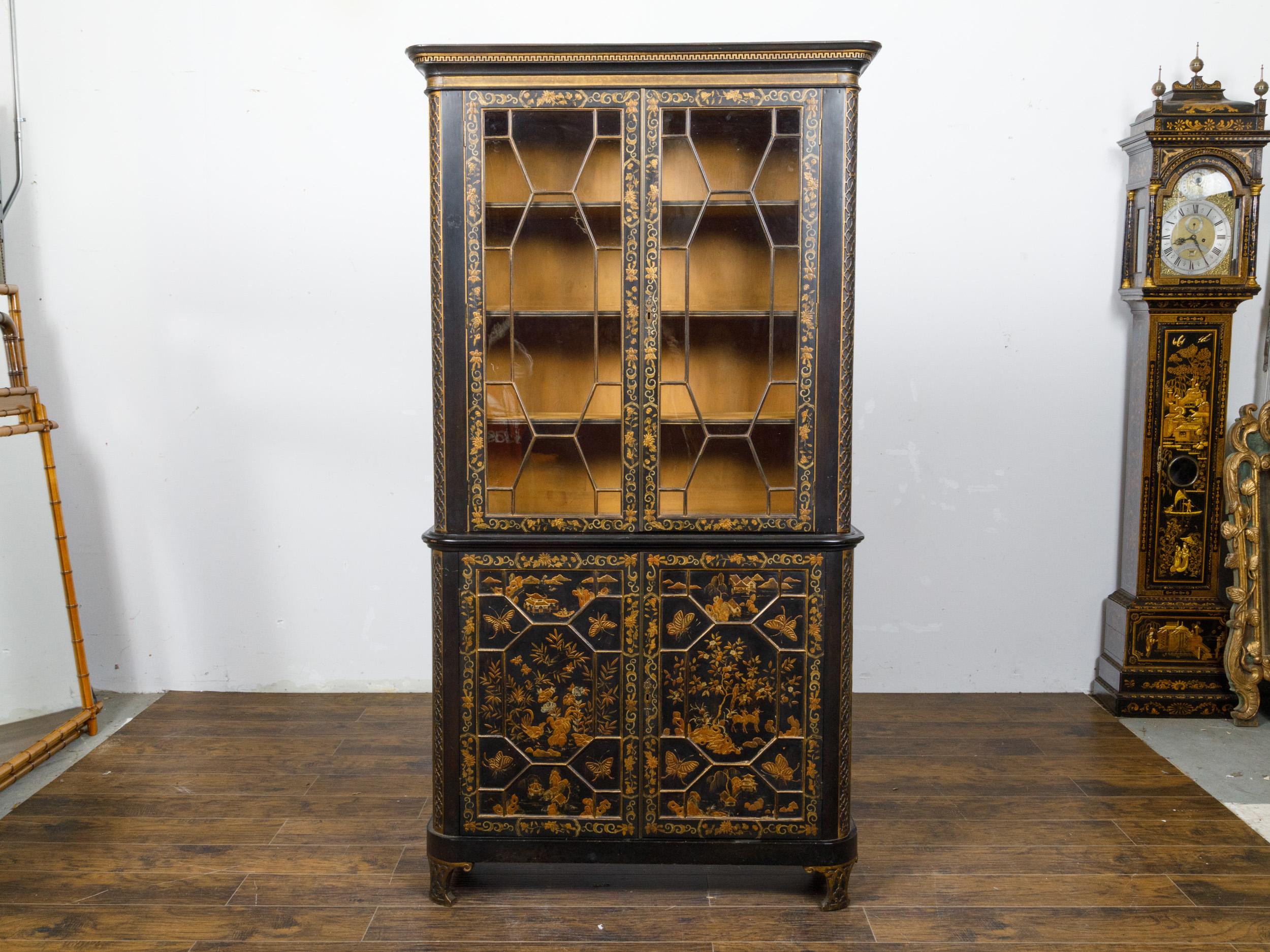 19th Century English Black and Gold Chinoiserie Bookcase with Glass Doors For Sale 4