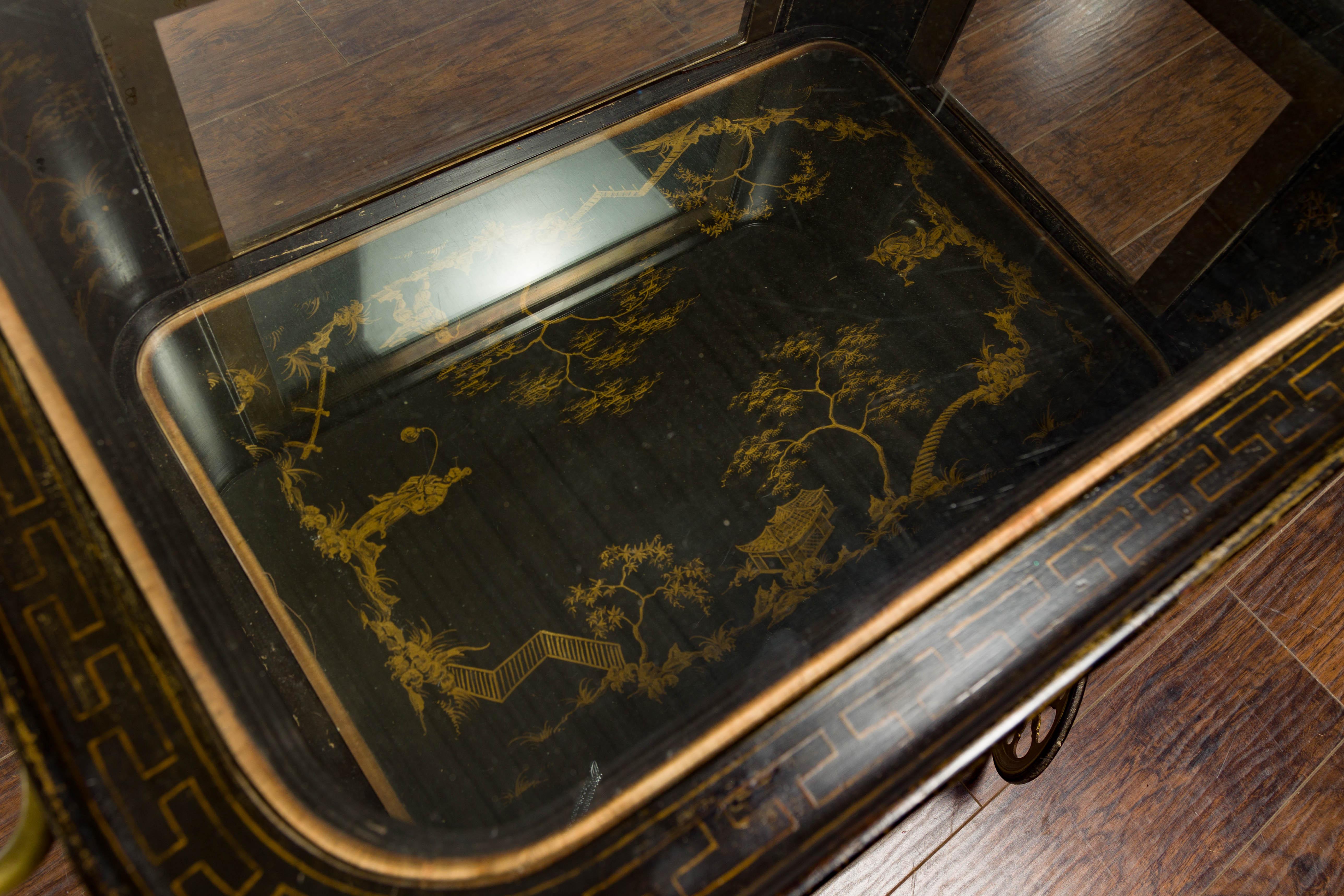 19th Century English Black and Gold Japanned Cart with Chinoiserie Décor For Sale 6