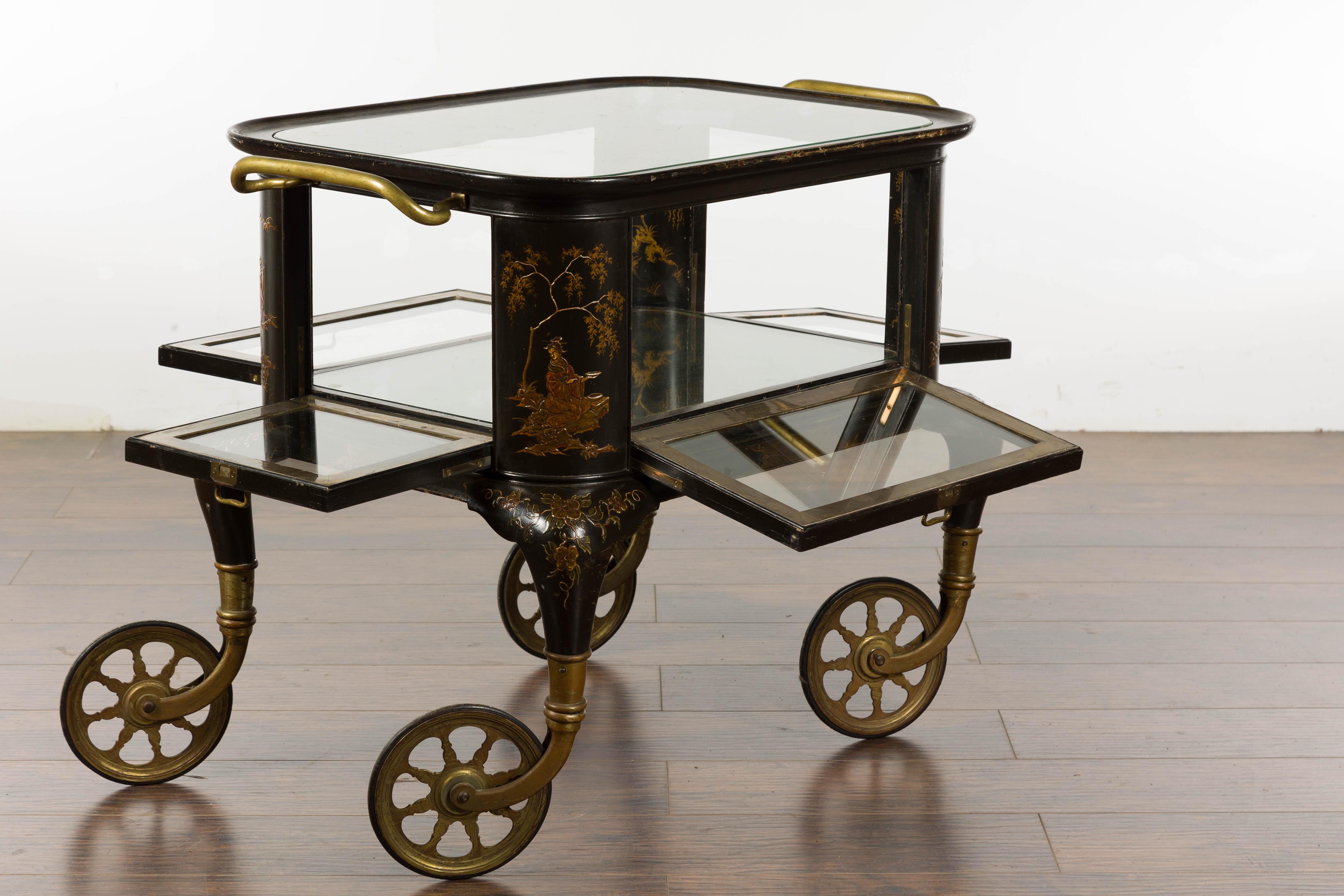 Chariot anglais du 19e siècle en japannage noir et or avec décor de Chinoiserie en vente 6