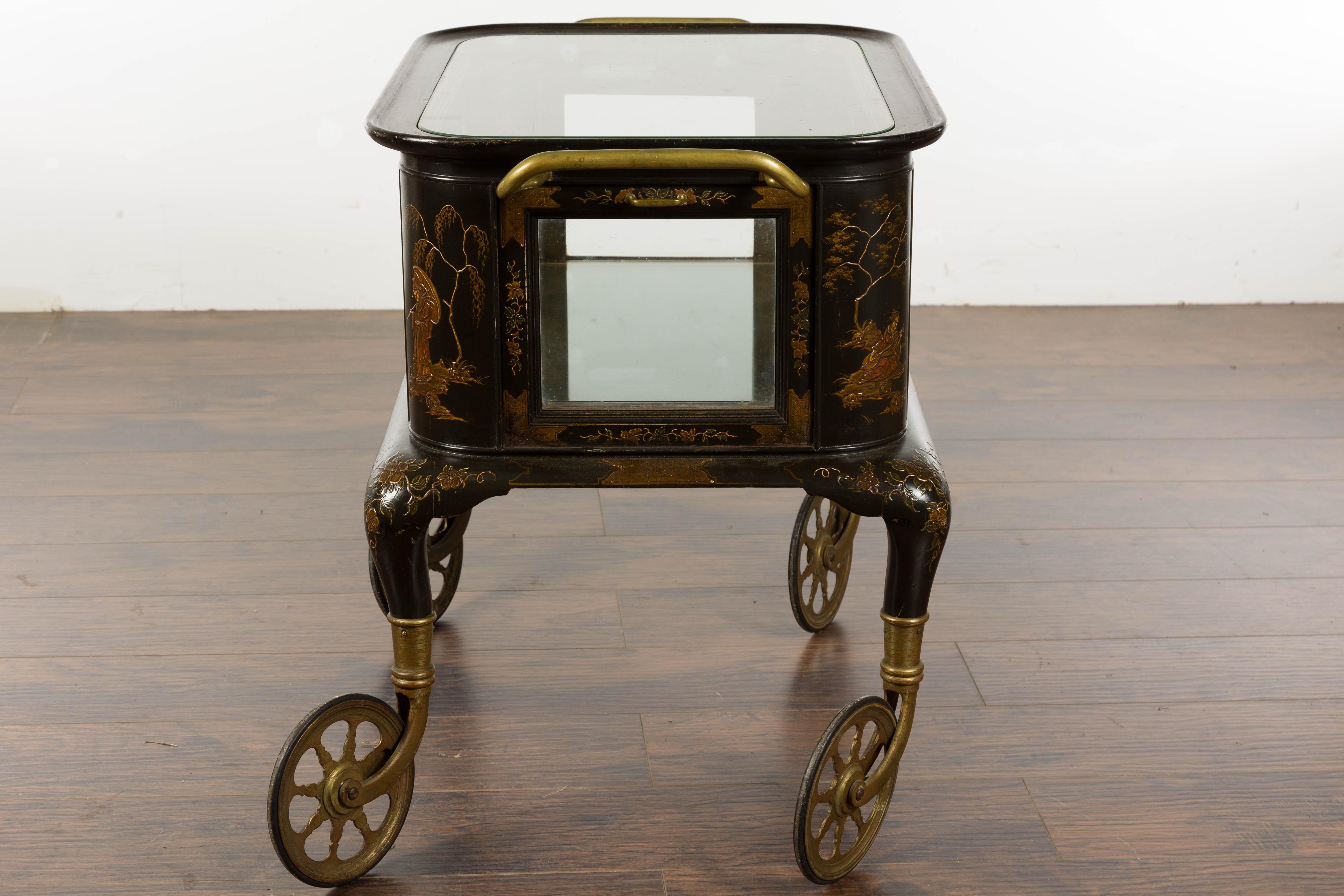 Chariot anglais du 19e siècle en japannage noir et or avec décor de Chinoiserie en vente 10
