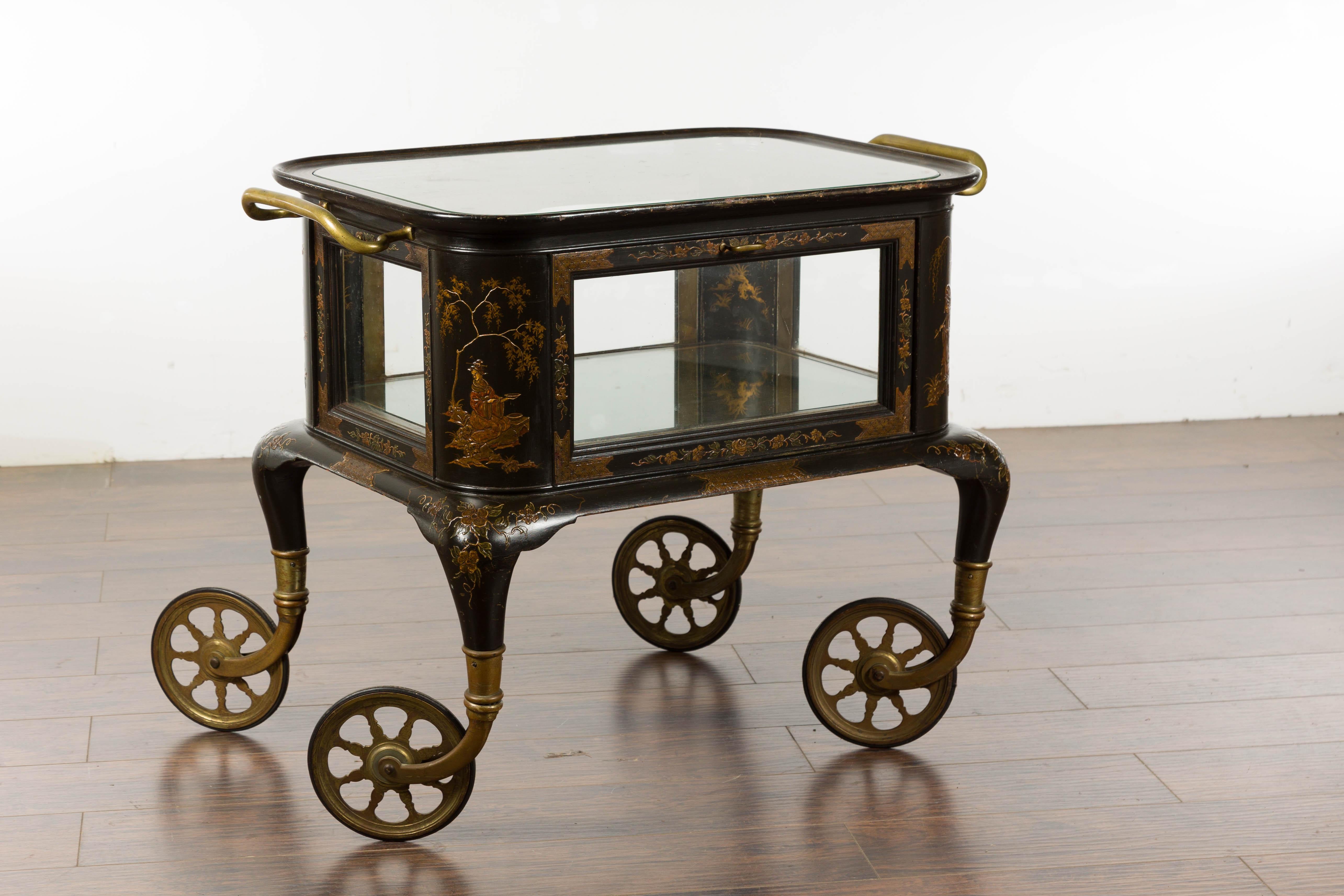 Chariot anglais du 19e siècle en japannage noir et or avec décor de Chinoiserie en vente 11