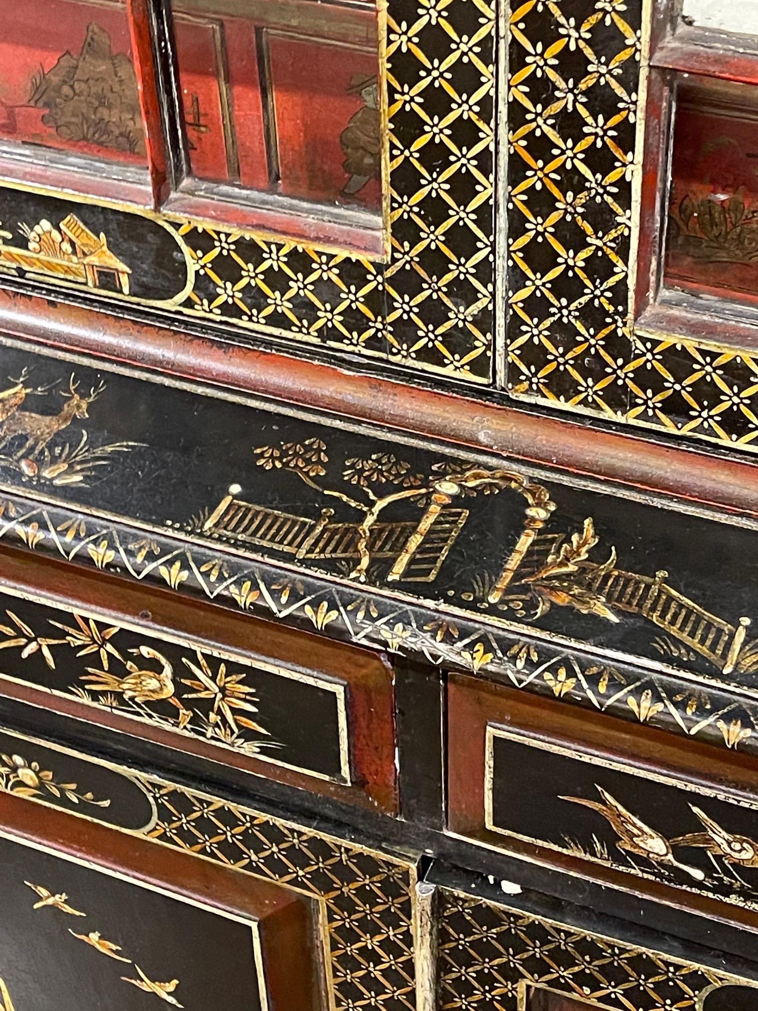 19th Century English Black Lacquered  Bookcase with Raised Chinoiserie For Sale 2