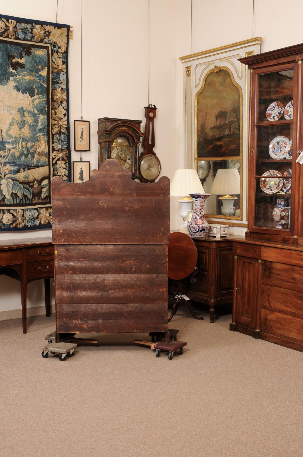 Chiffoniera inglese del XIX secolo laccata nera con decorazioni a cineserie in vendita 6